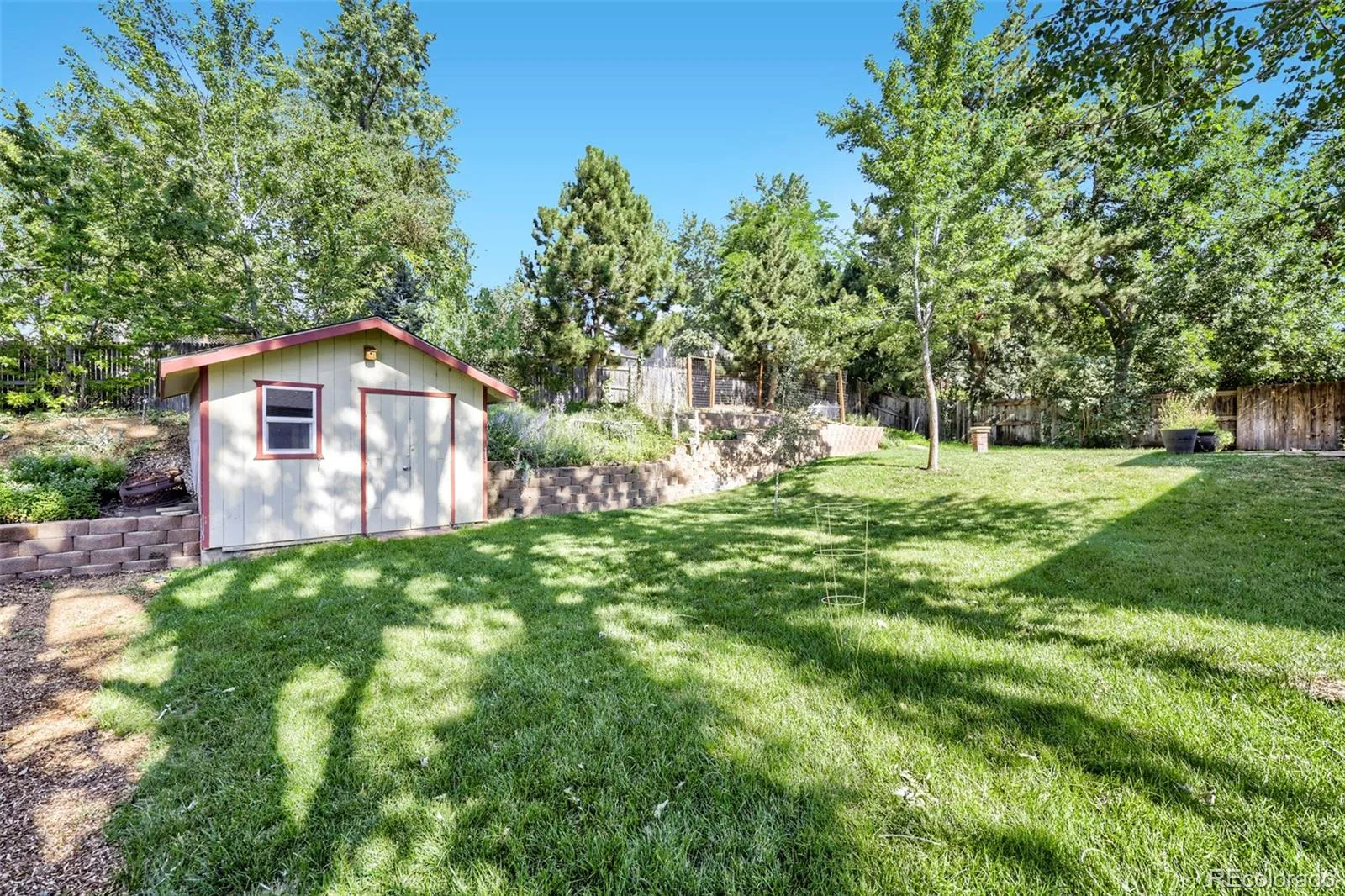 883 S Nelson Way Lakewood CO 80226 | MLS #REC9465479 07242026213755 1600 20