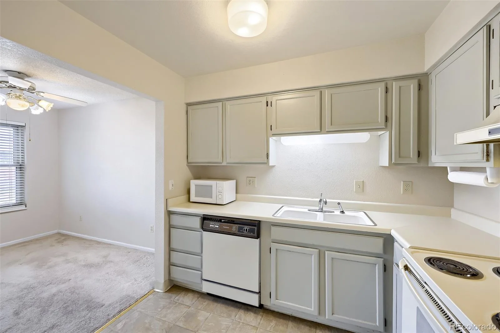 1383 W 88th Avenue #302 Thornton CO 80260 | MLS #REC9466055 08212026193958 1600 2