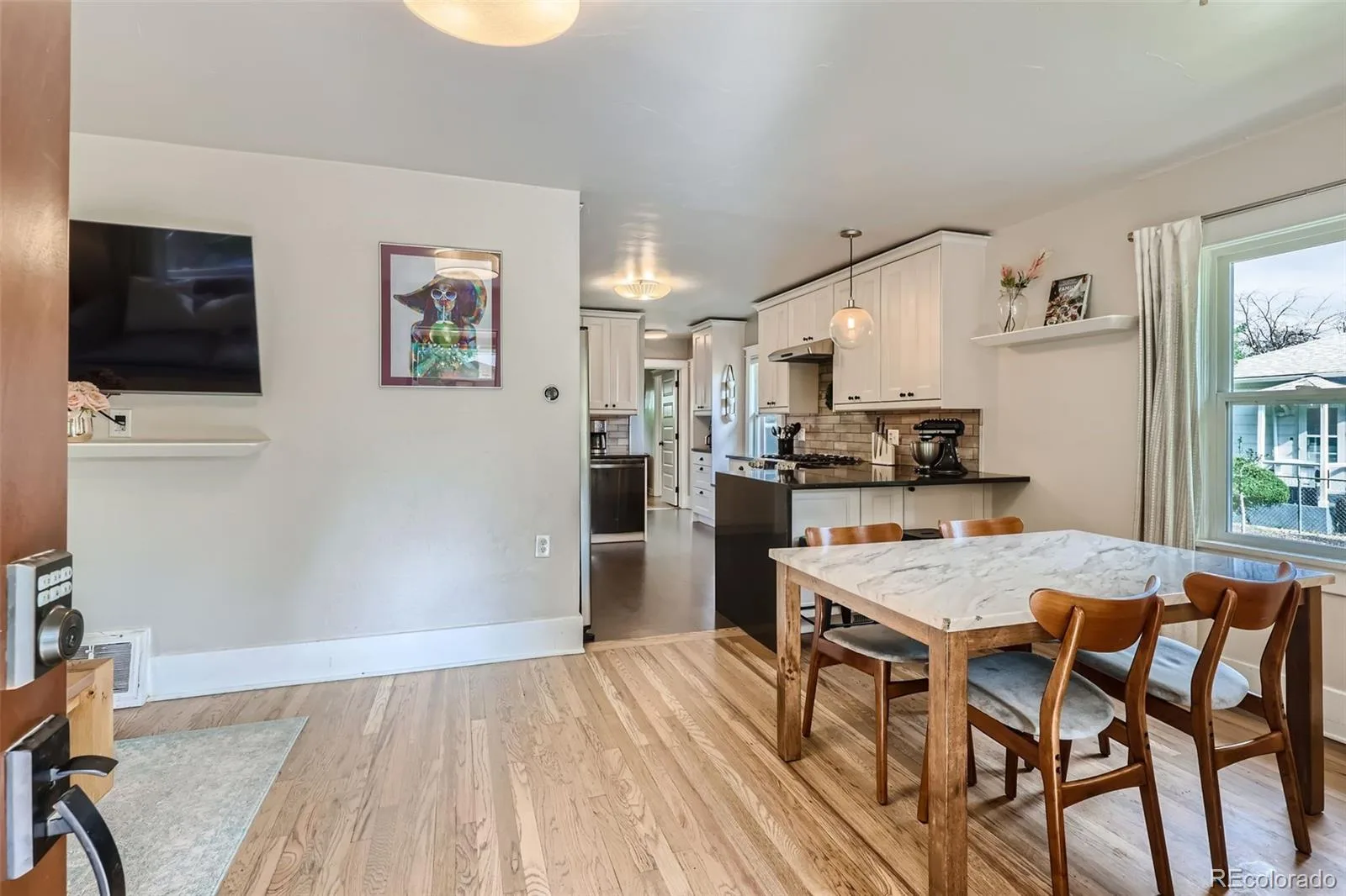 4353 S Logan Street Englewood CO 80113 | MLS #REC9466442 10092026202747 1600 3