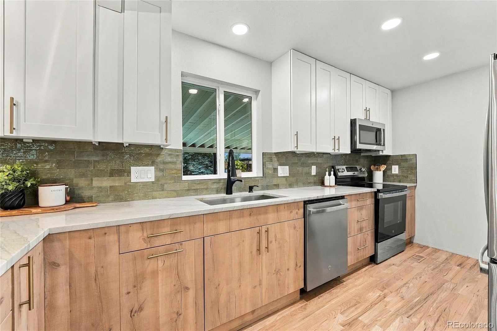 275 S Ivy Street Denver CO 80224 | MLS #REC9468181 10162026223648 1600 13