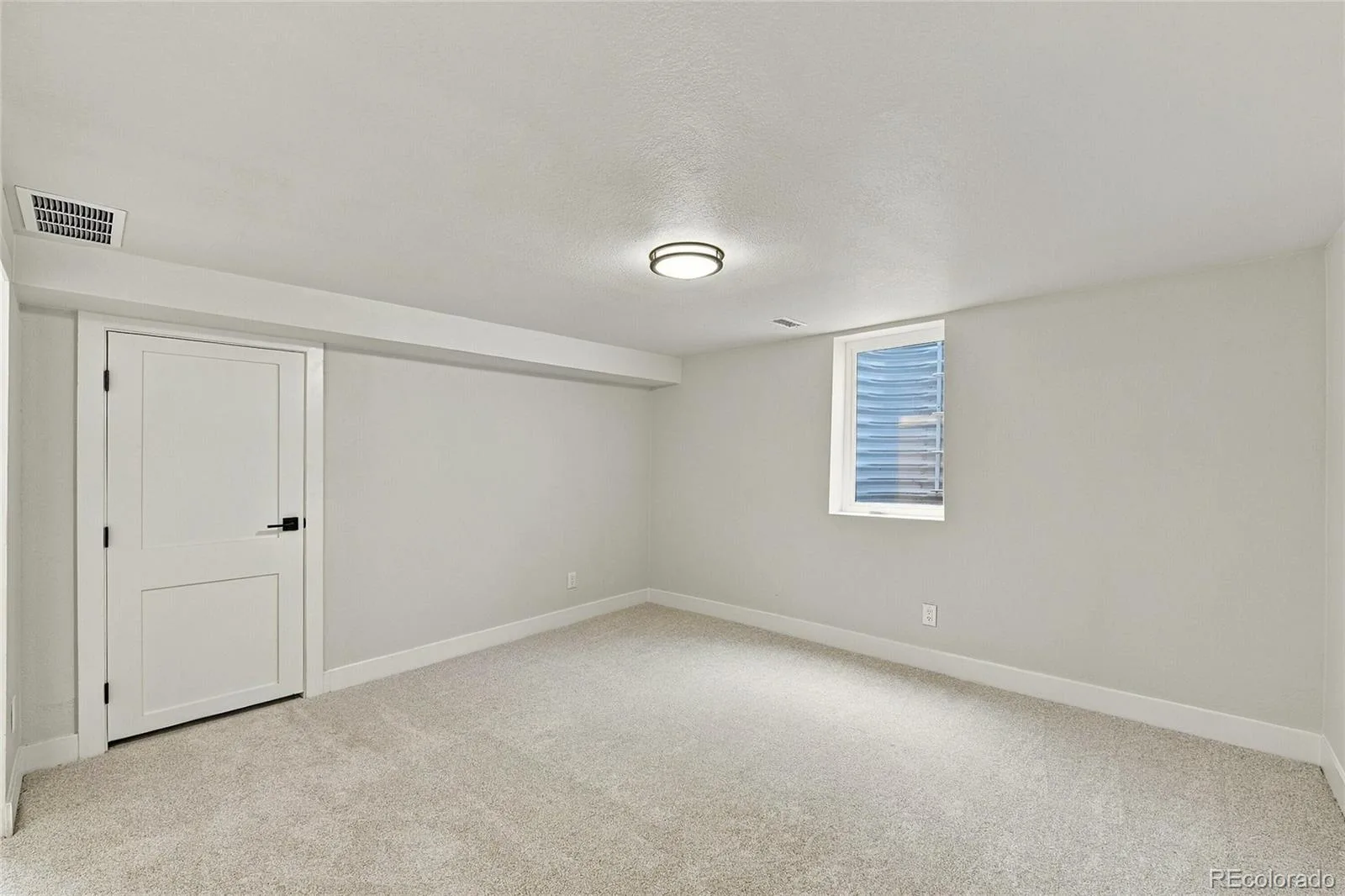 275 S Ivy Street Denver CO 80224 | MLS #REC9468181 10162026223648 1600 25