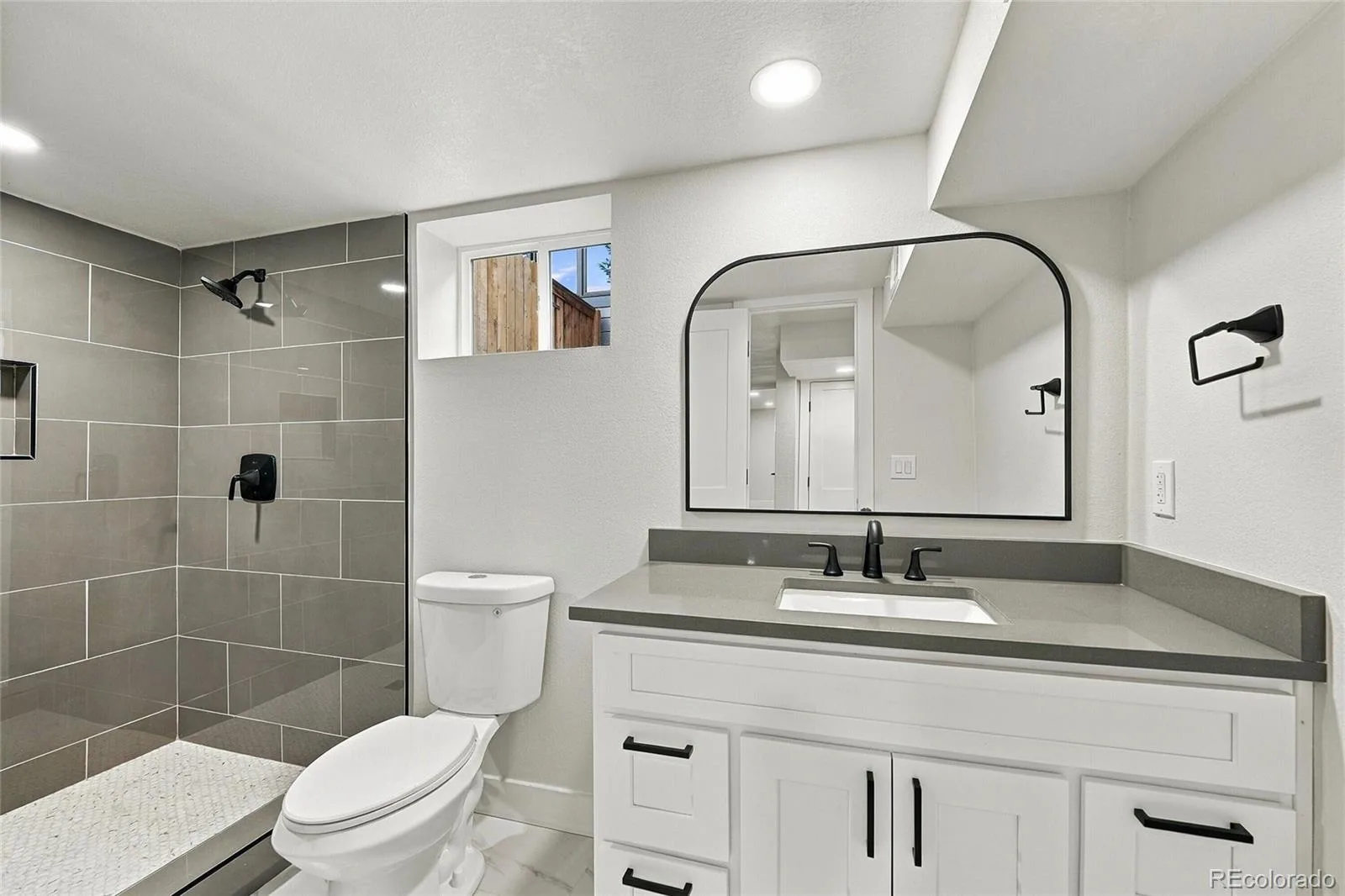 275 S Ivy Street Denver CO 80224 | MLS #REC9468181 10162026223648 1600 26