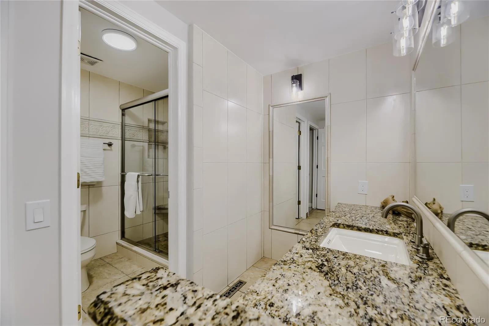 7976 E Phillips Circle Centennial CO 80112 | MLS #REC9468567 06032026223445 1600 17