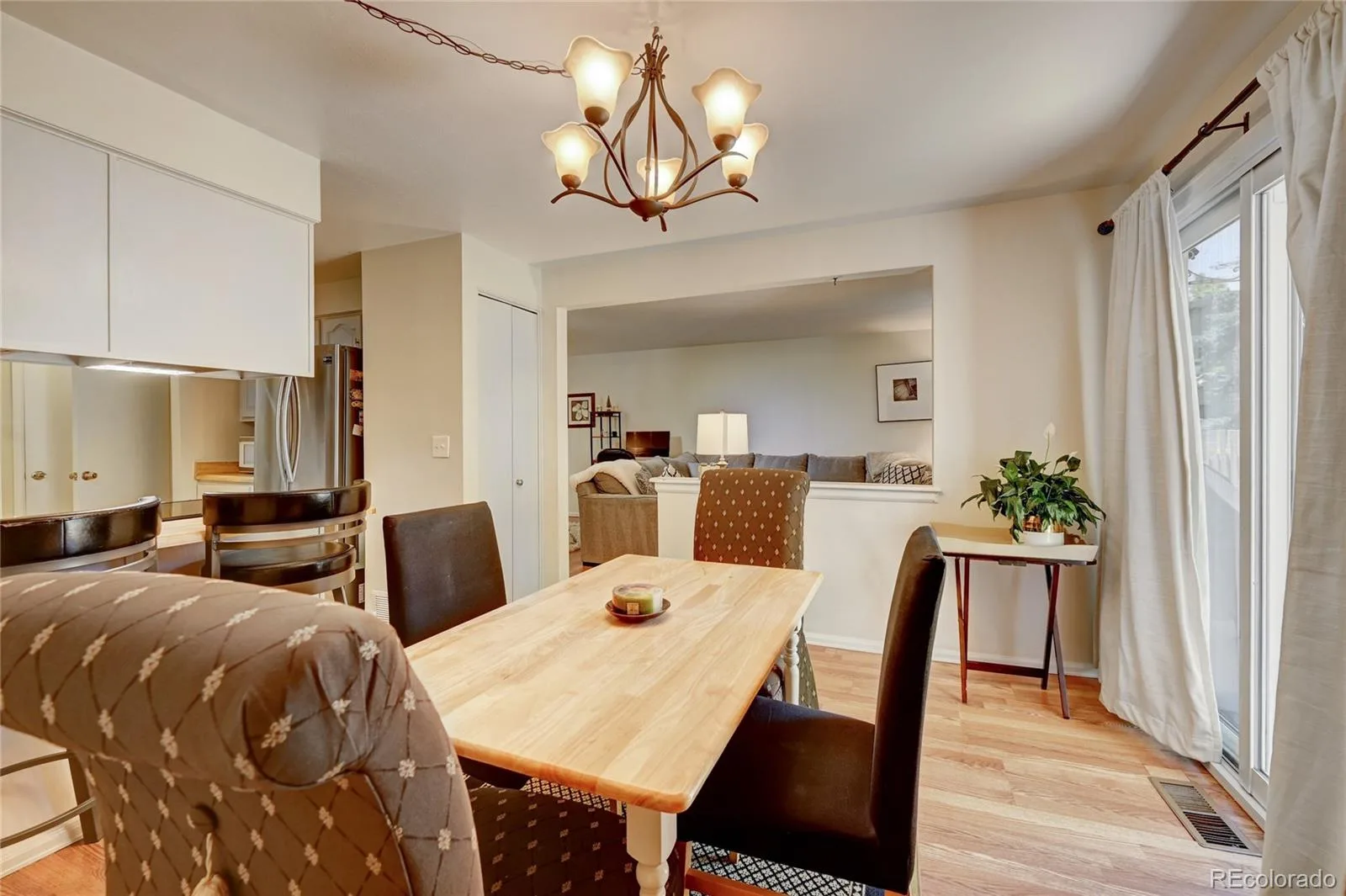 2939 S Lansing Way Aurora CO 80014 | MLS #REC9469384 08302026043338 1600 10