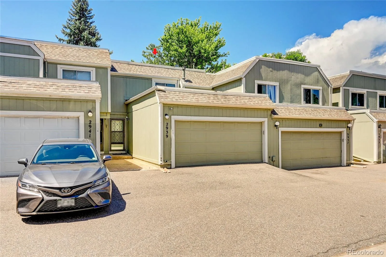 2939 S Lansing Way Aurora CO 80014 | MLS #REC9469384 08302026043338 1600 2