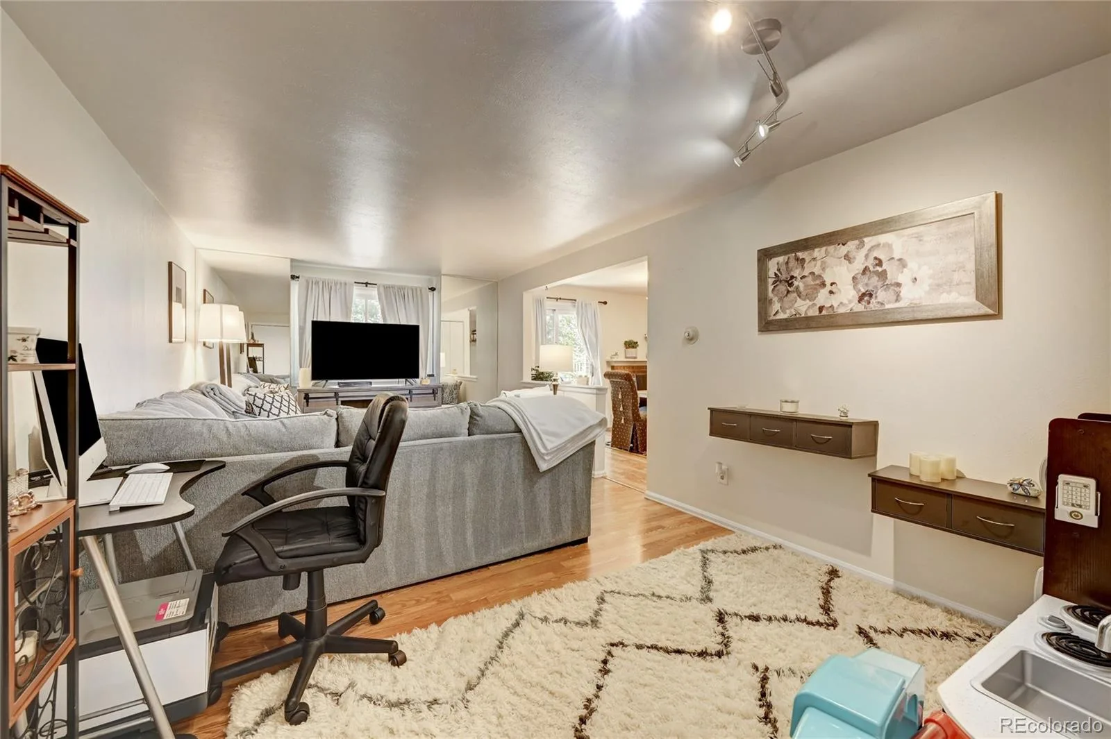 2939 S Lansing Way Aurora CO 80014 | MLS #REC9469384 08302026043338 1600 4