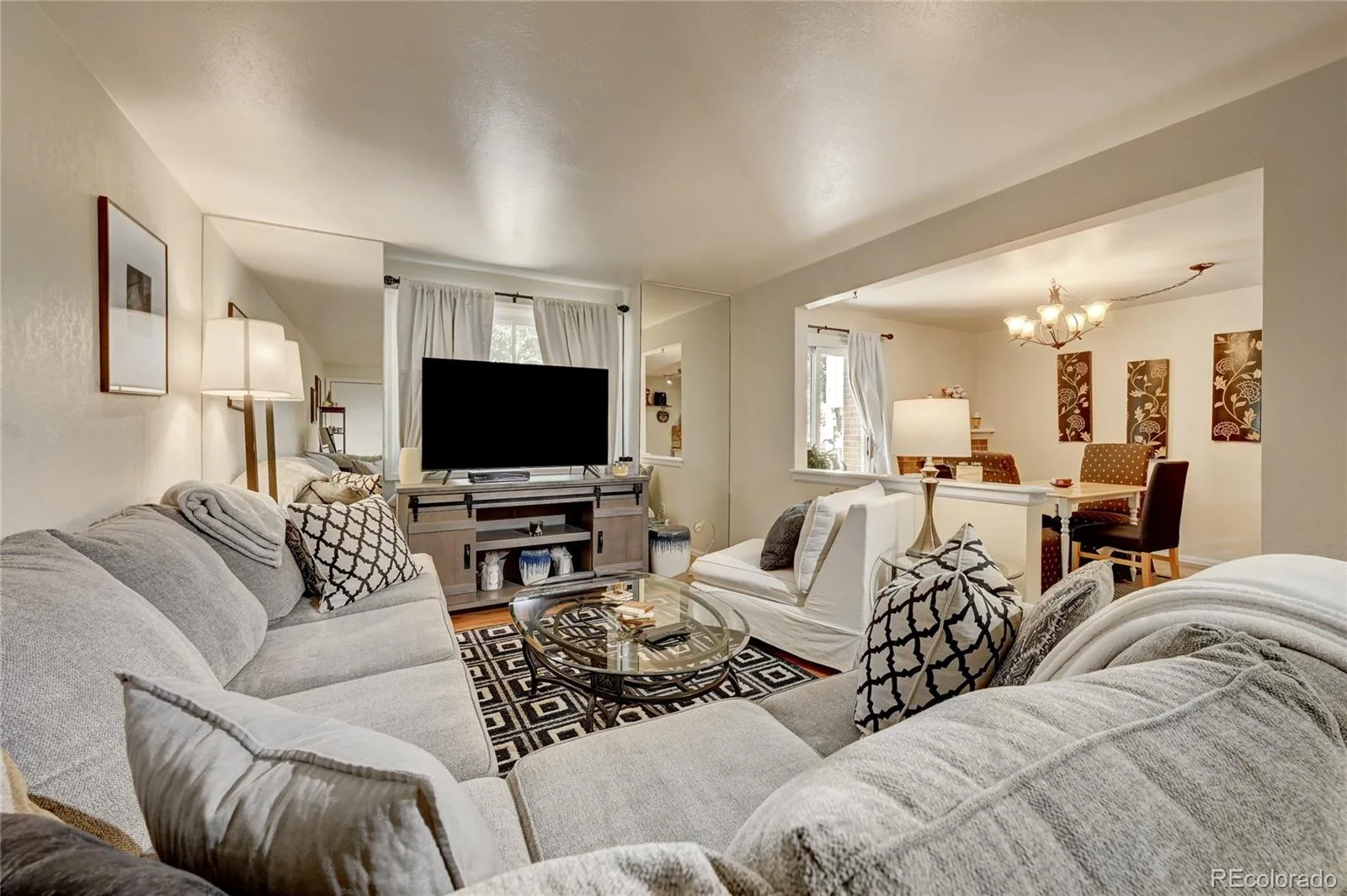 2939 S Lansing Way Aurora CO 80014 | MLS #REC9469384 08302026043338 1600 7