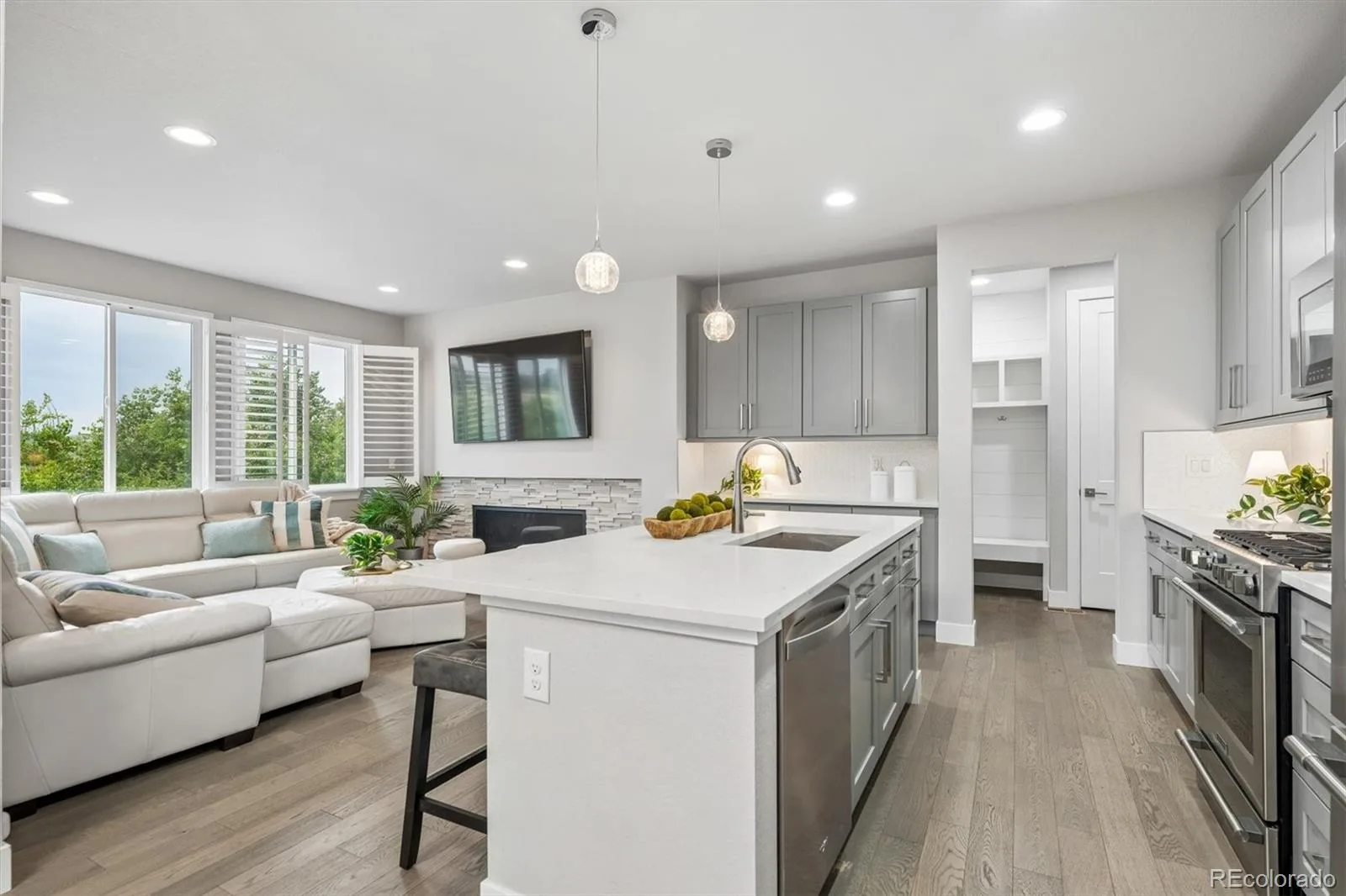 7417 S Tempe Court Aurora CO 80016 | MLS #REC9471611 08052026161823 1600 7