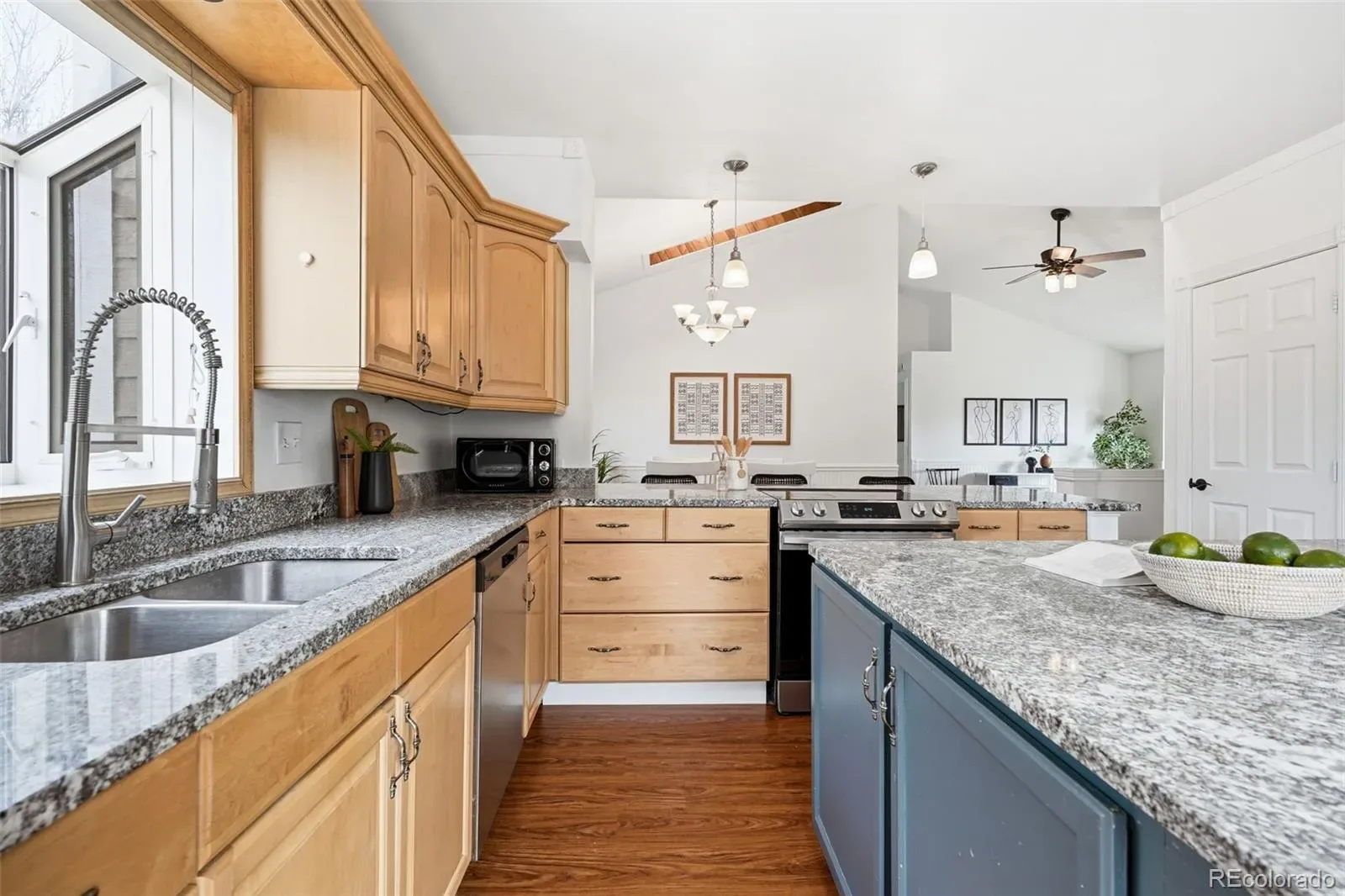 03262026193243 1600 11