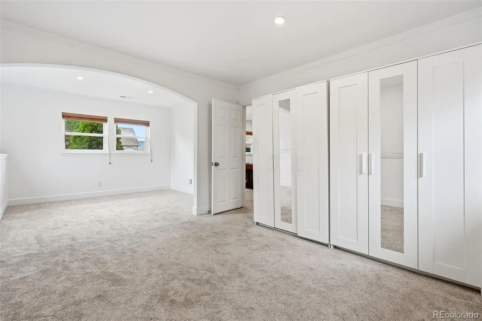 03262026193243 1600 32