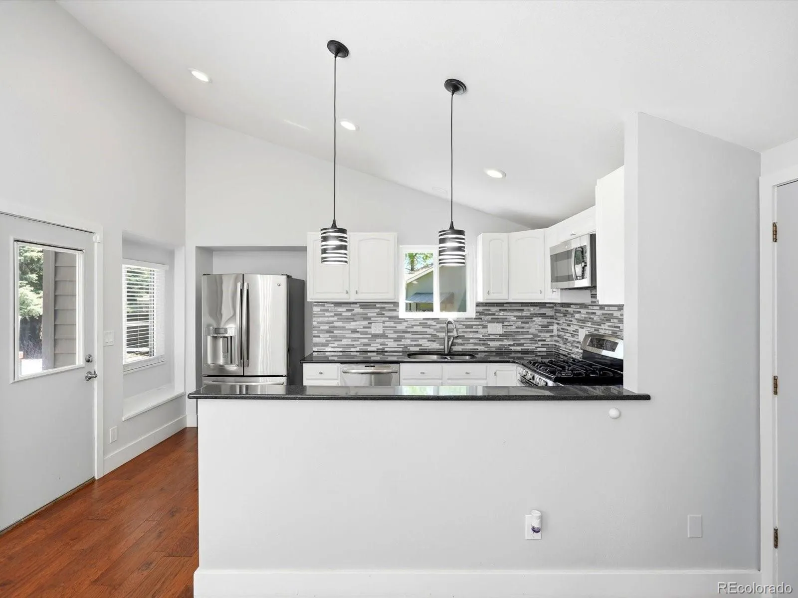 6691 Deframe Court Arvada CO 80004 MLS #REC9473675 05132026032546 1600 14