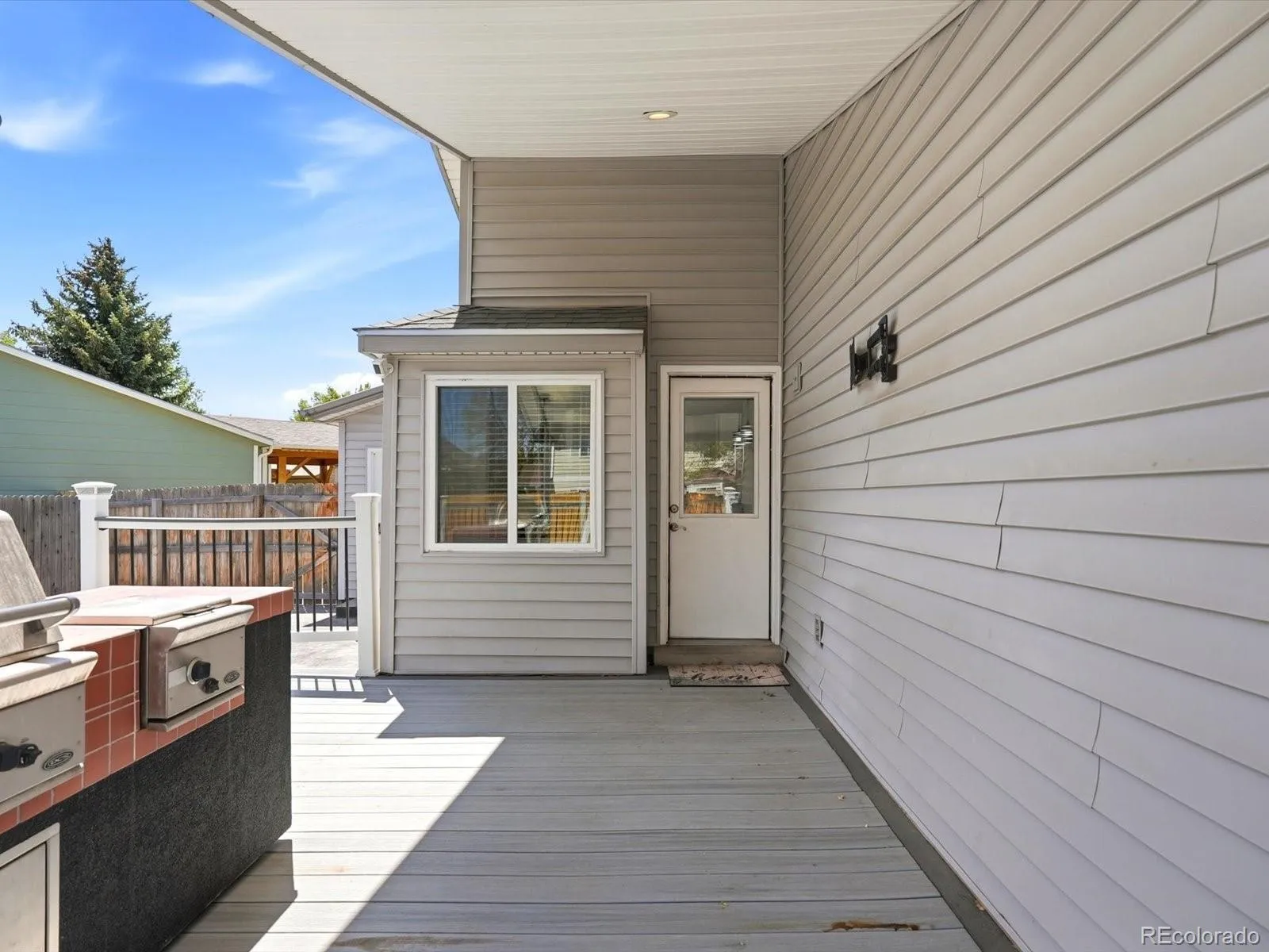 6691 Deframe Court Arvada CO 80004 MLS #REC9473675 05132026032546 1600 31