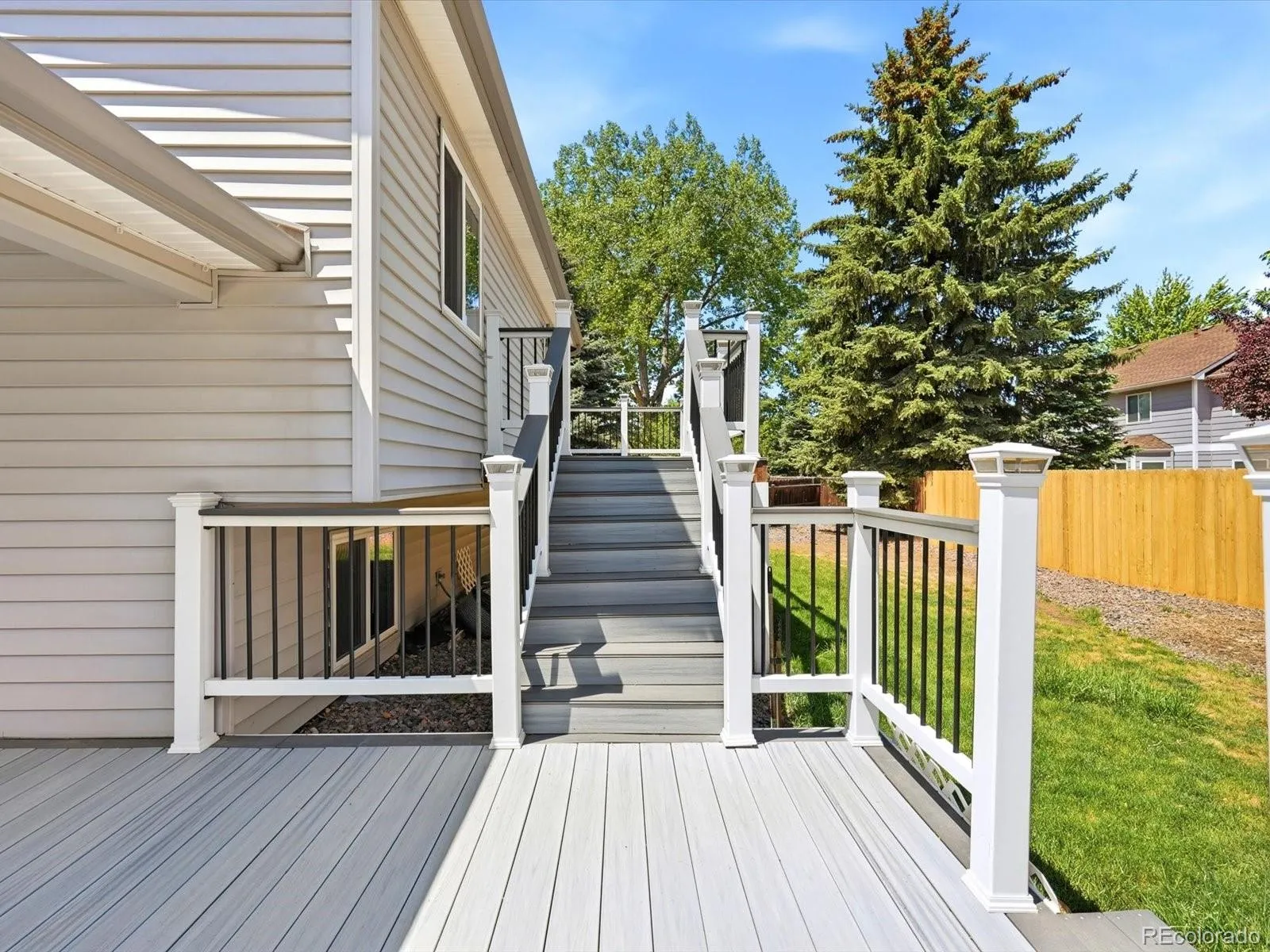 6691 Deframe Court Arvada CO 80004 MLS #REC9473675 05132026032546 1600 36
