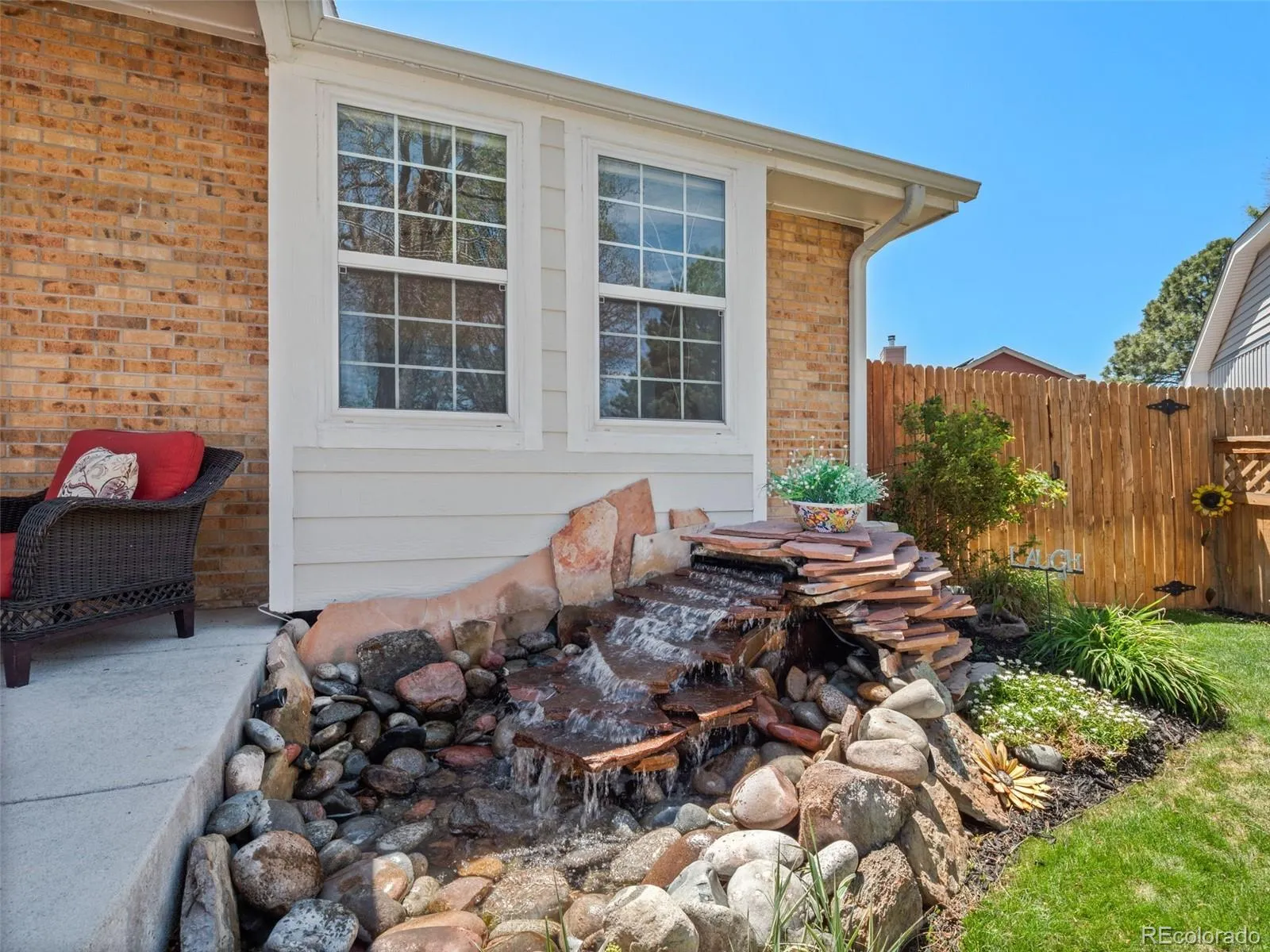 12162 W Lake Avenue Littleton CO 80127 MLS #REC9473705 05142026234633 1600 2