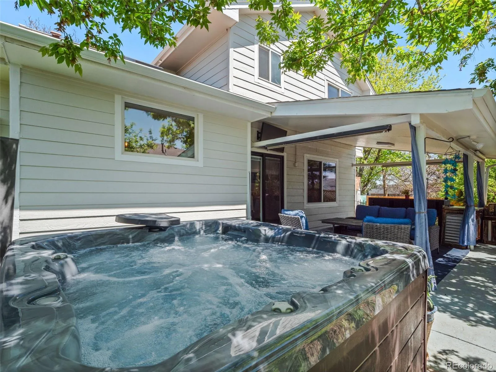 12162 W Lake Avenue Littleton CO 80127 MLS #REC9473705 05142026234633 1600 34