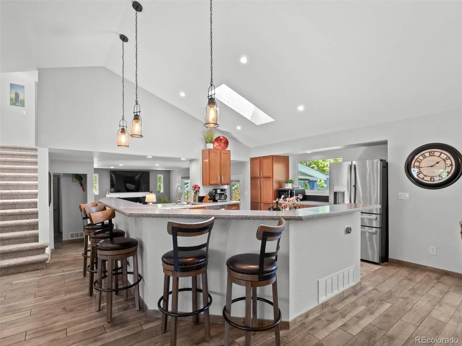 12162 W Lake Avenue Littleton CO 80127 MLS #REC9473705 05142026234633 1600 9