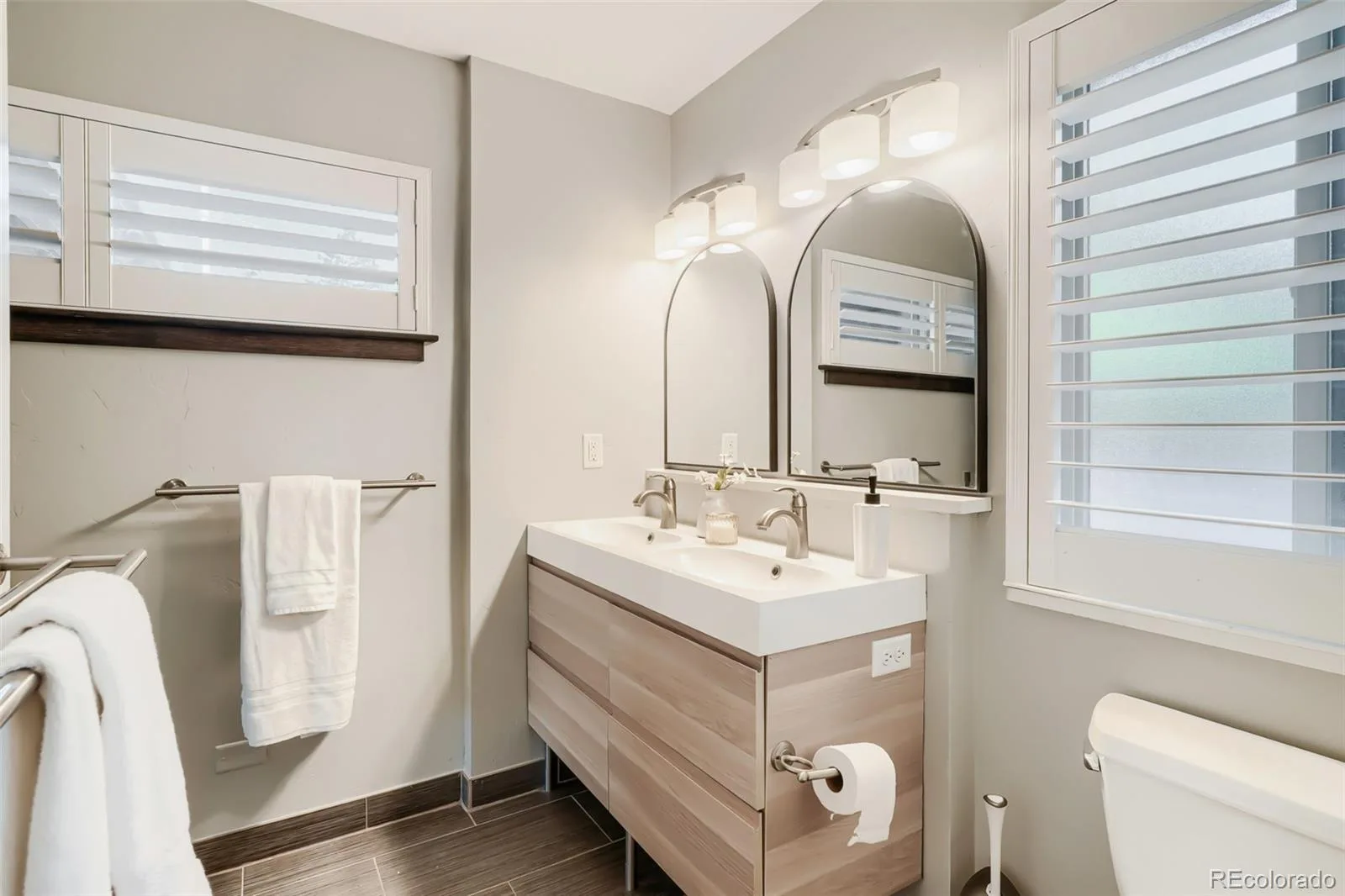 2300 E Florida Avenue Denver CO 80210 MLS #REC9476206 06172026140458 1600 13