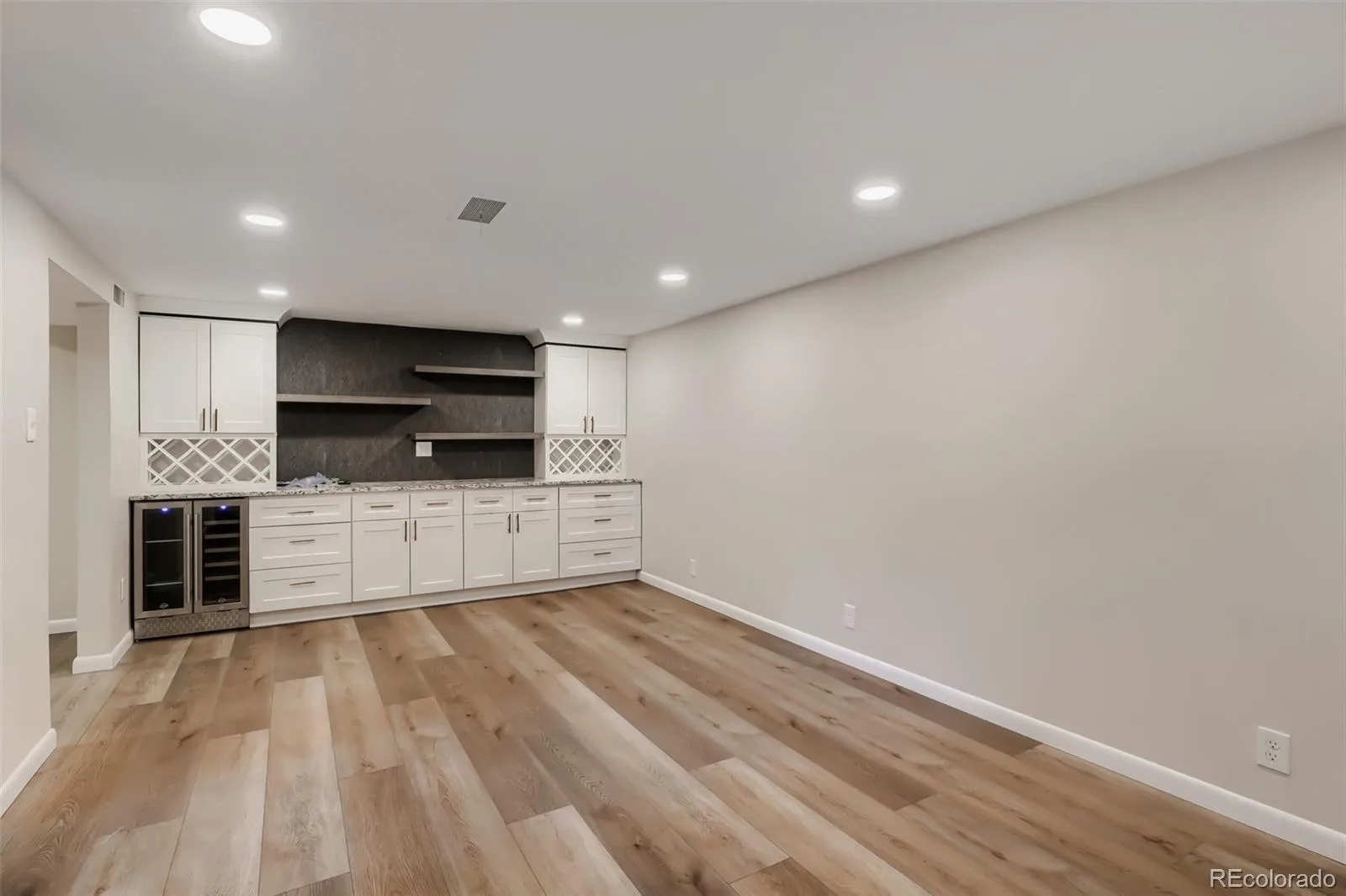 2300 E Florida Avenue Denver CO 80210 MLS #REC9476206 06172026140458 1600 16