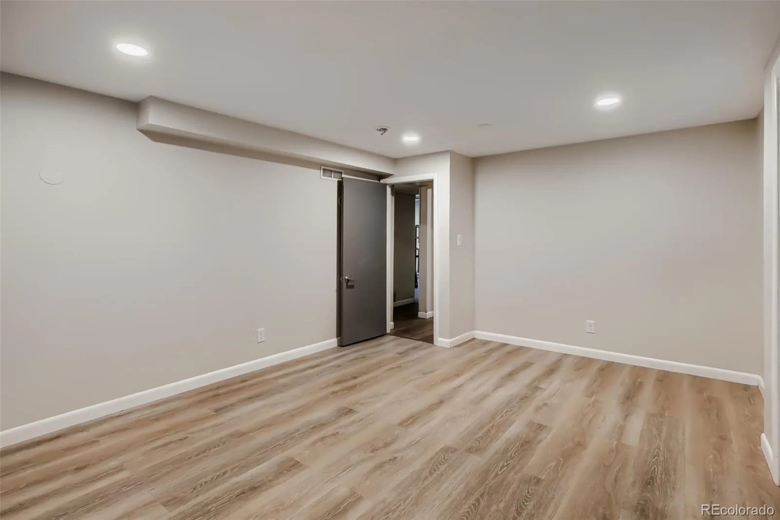 2300 E Florida Avenue Denver CO 80210 MLS #REC9476206 06172026140458 1600 18