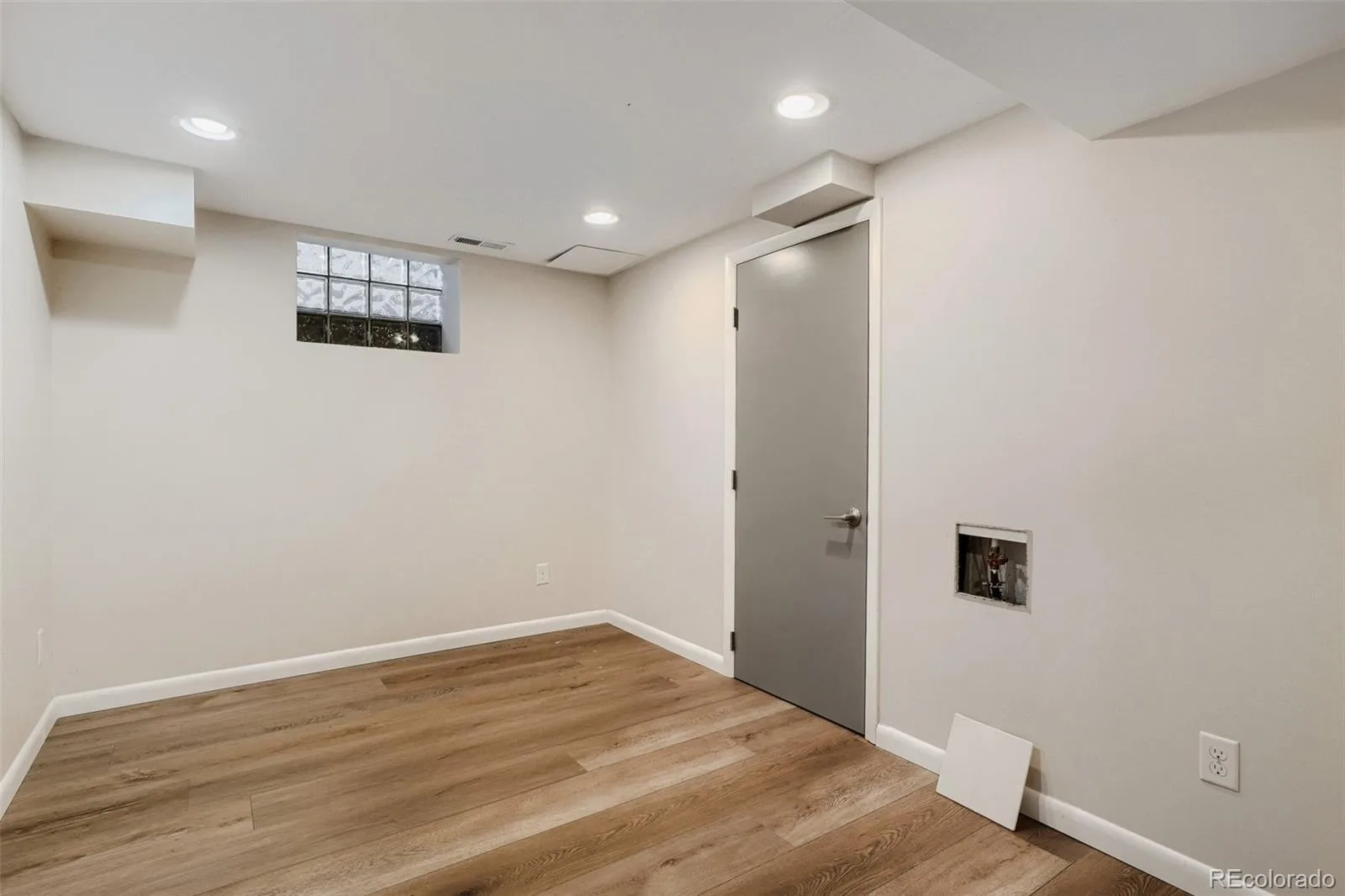2300 E Florida Avenue Denver CO 80210 MLS #REC9476206 06172026140458 1600 20