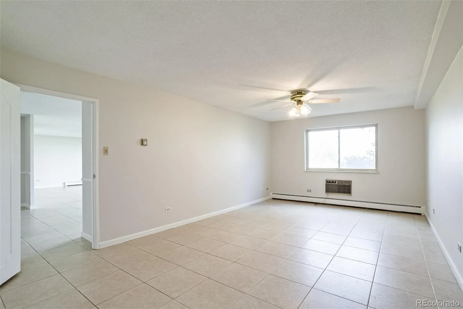 690 S Alton Way #6A Denver CO 80247 MLS #REC9476446 05282026020601 1600 12