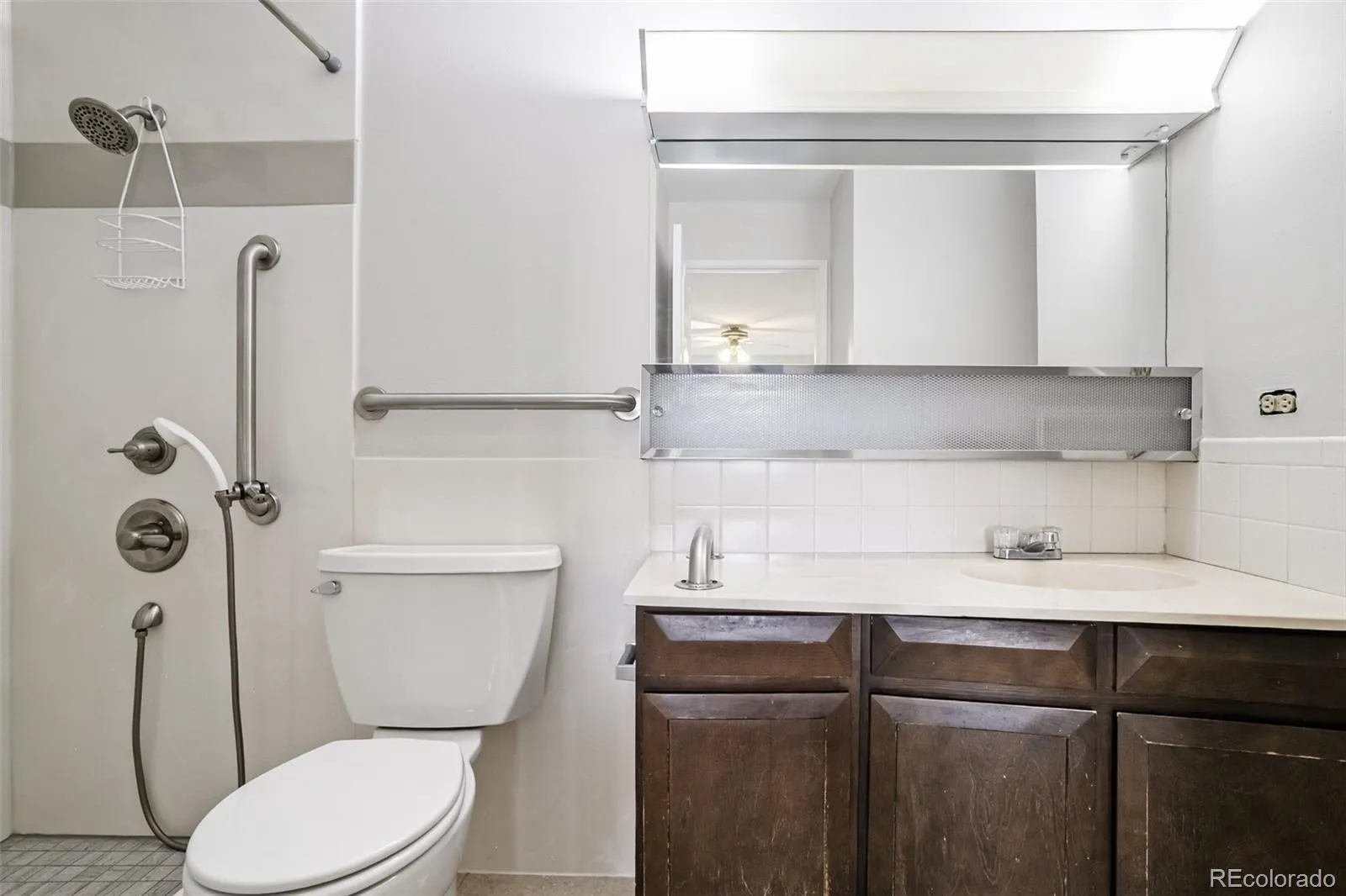 690 S Alton Way #6A Denver CO 80247 MLS #REC9476446 05282026020601 1600 15