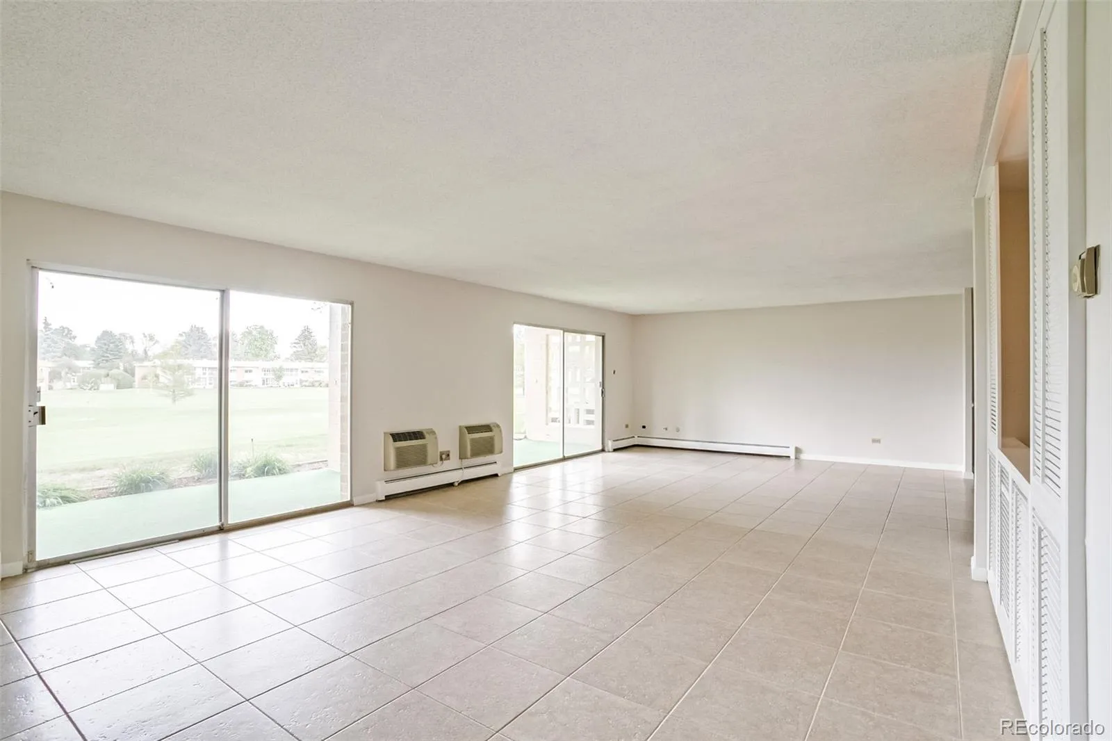 690 S Alton Way #6A Denver CO 80247 MLS #REC9476446 05282026020601 1600 3