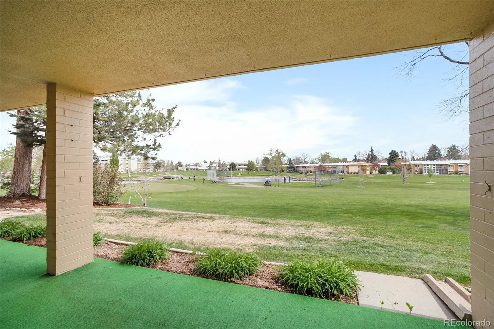 690 S Alton Way #6A Denver CO 80247 MLS #REC9476446 05282026020601 1600 38