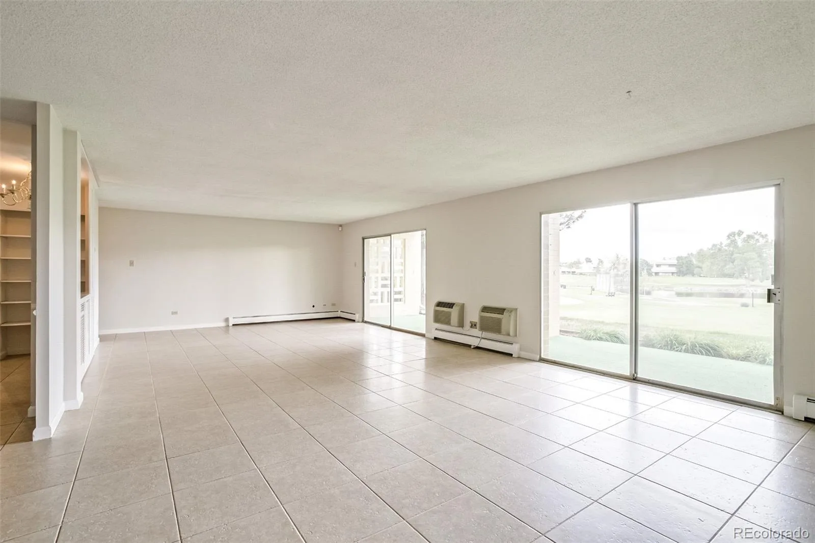 690 S Alton Way #6A Denver CO 80247 MLS #REC9476446 06252026142716 1600 7
