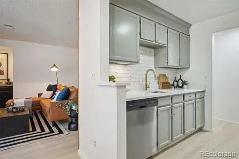 10920 W Florida Avenue #415 Lakewood CO 80232 | MLS #REC9479484 08212026225955 480 1