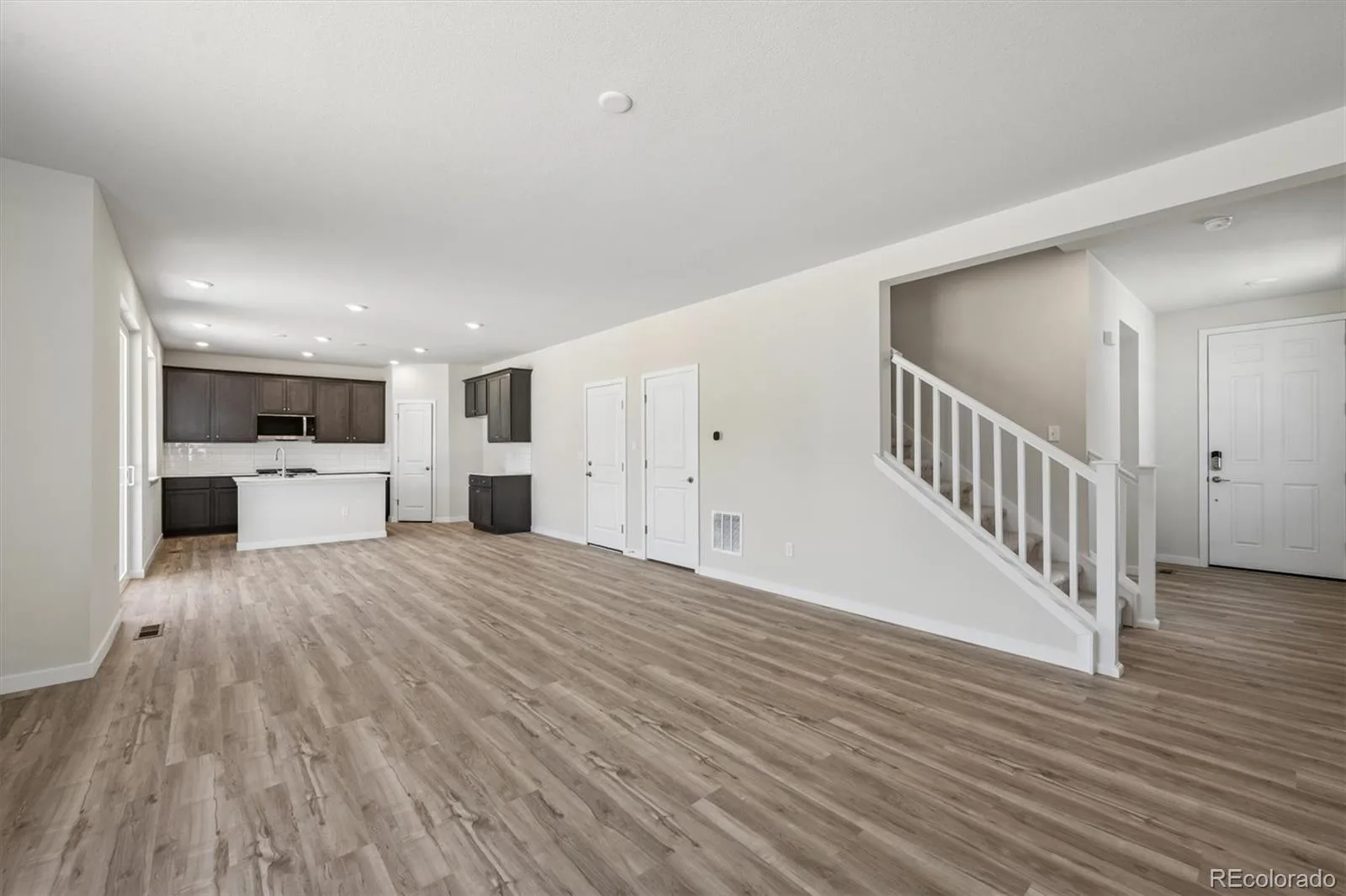 5772 N Indigo Rose Street Aurora CO 80019 | MLS #REC9479840 08112026191805 1600 4