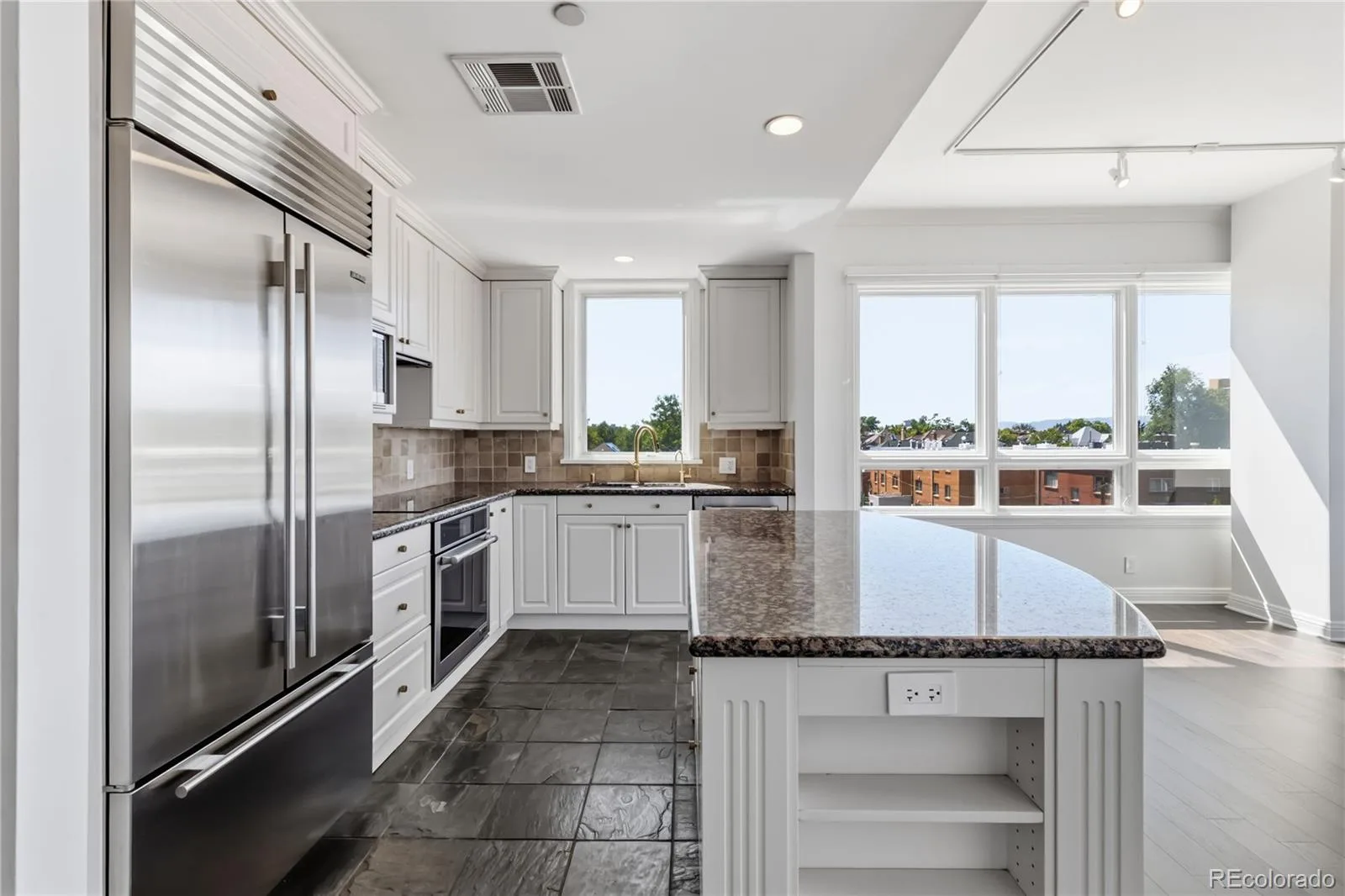 400 E 3rd Avenue #405 Denver CO 80203 | MLS #REC9482752 10042026143036 1600 10