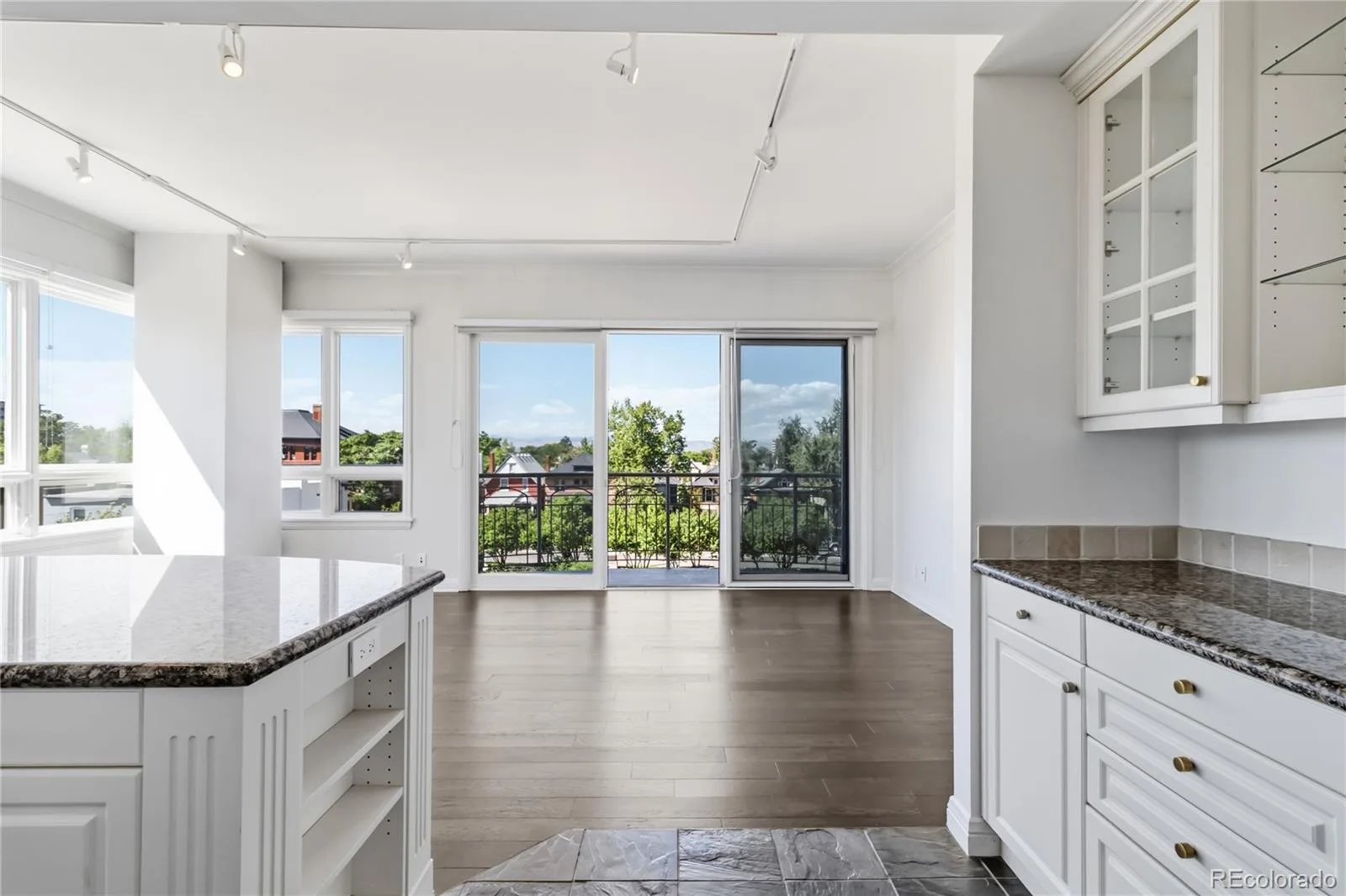 400 E 3rd Avenue #405 Denver CO 80203 | MLS #REC9482752 10042026143036 1600 8