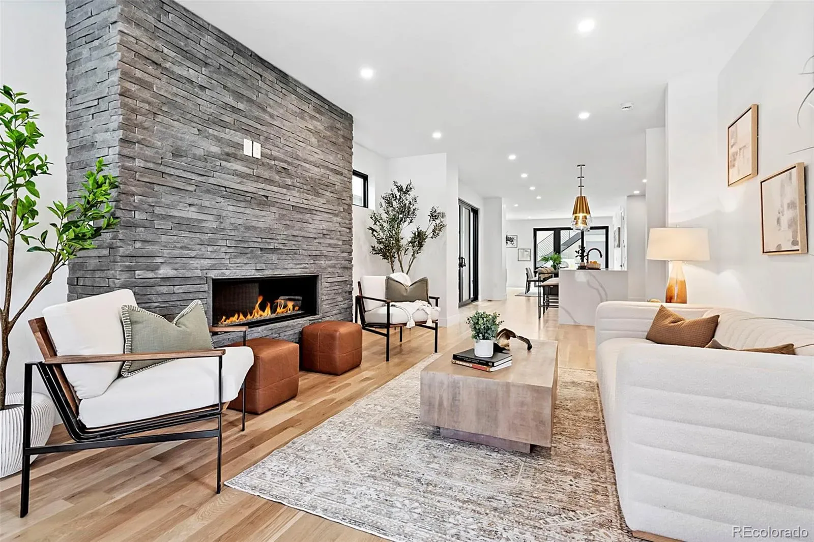 03262026234024 1600 3