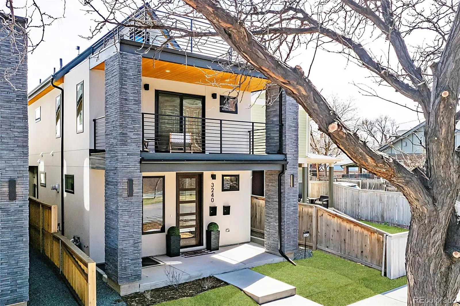 3240 N Franklin Street Denver CO 80205 | MLS #REC9483260 09282026160648 1600 1