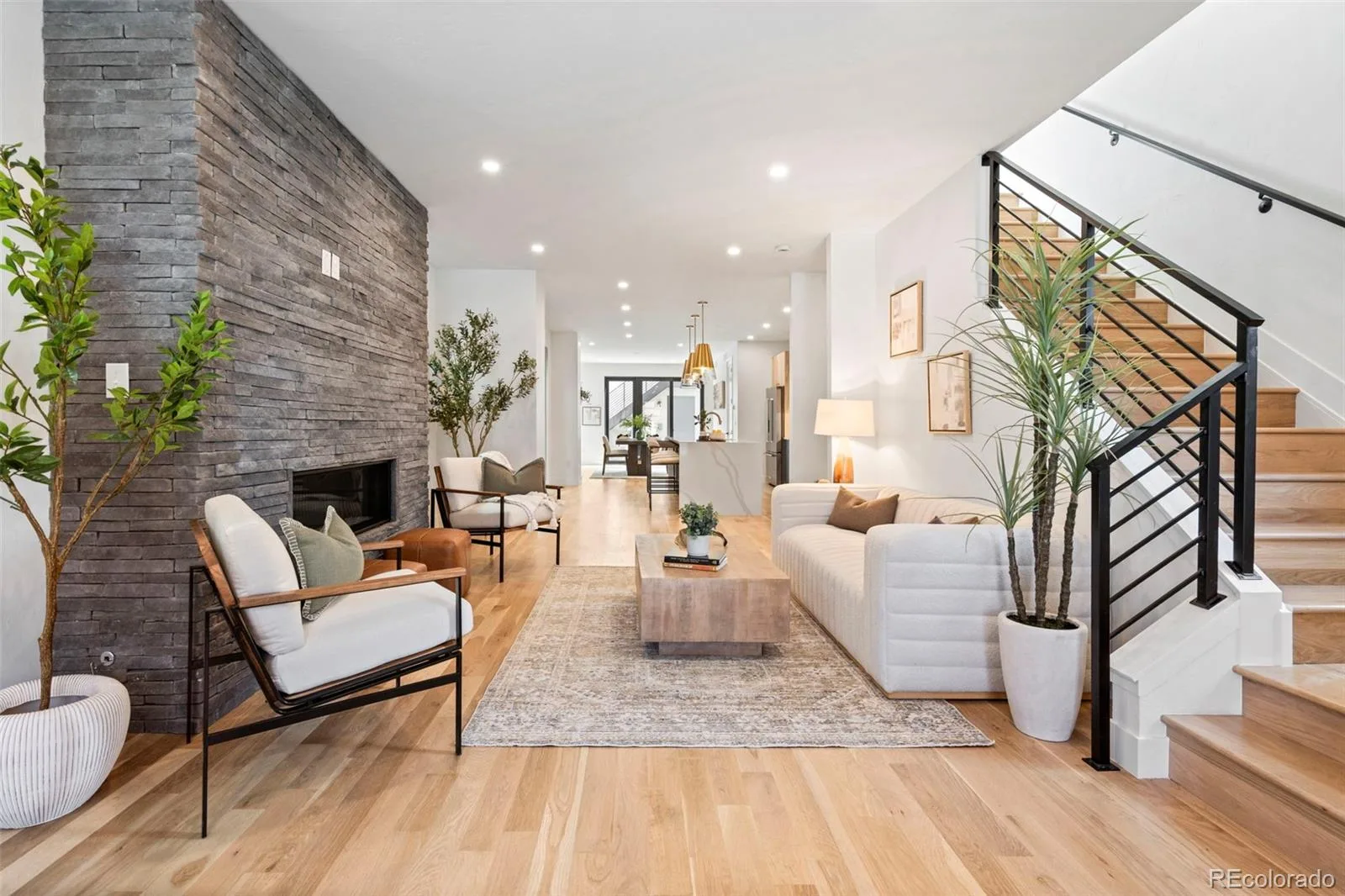 3240 N Franklin Street Denver CO 80205 | MLS #REC9483260 09282026160648 1600 5