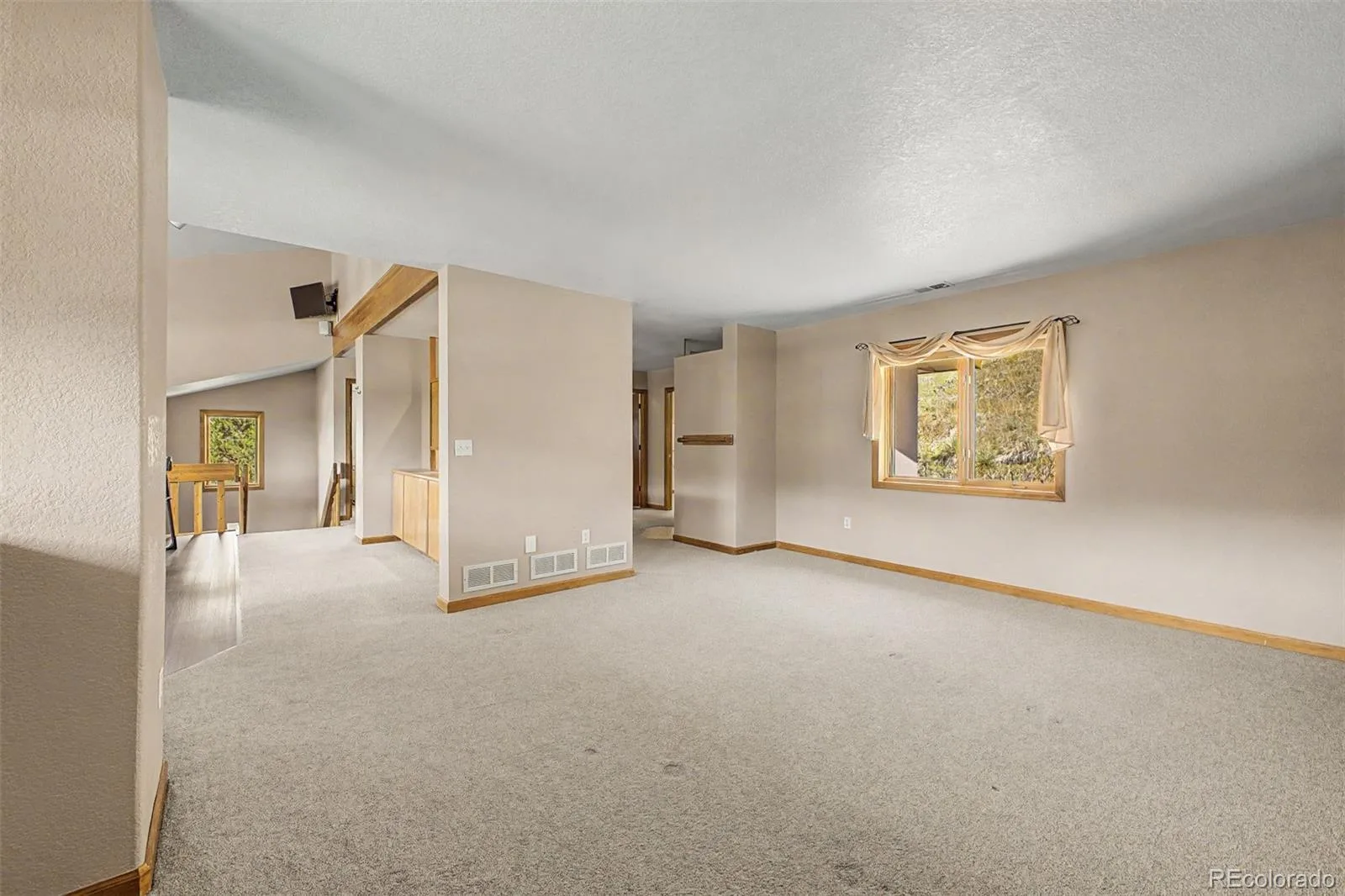 6936 Old Ranch Trail Littleton CO 80125 | MLS #REC9484256 08292026213624 1600 23