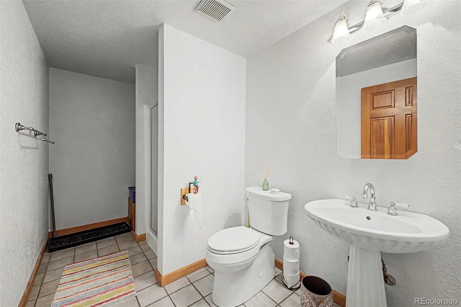 6936 Old Ranch Trail Littleton CO 80125 | MLS #REC9484256 08292026213624 1600 31