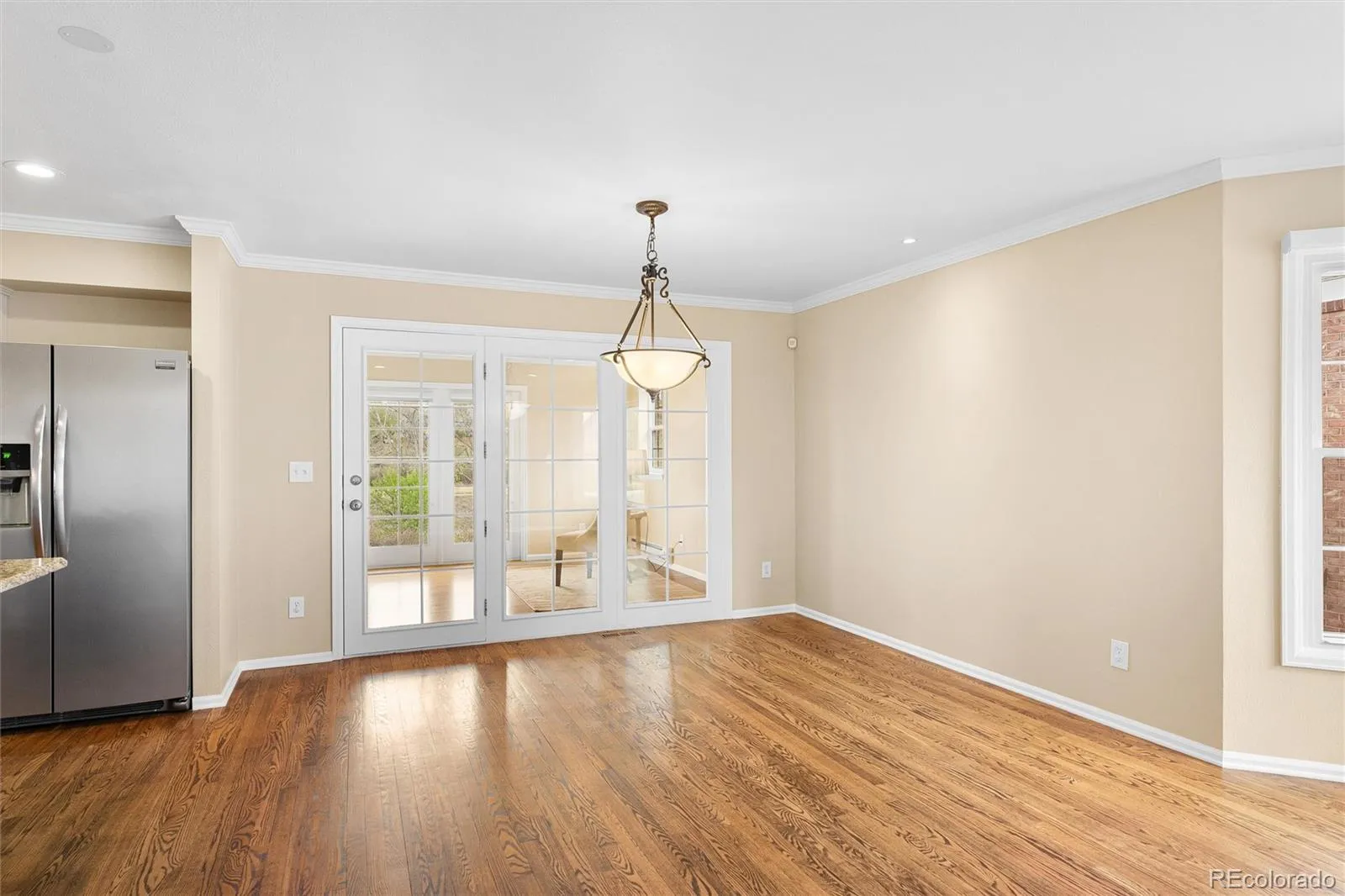 04162026173709 1600 10