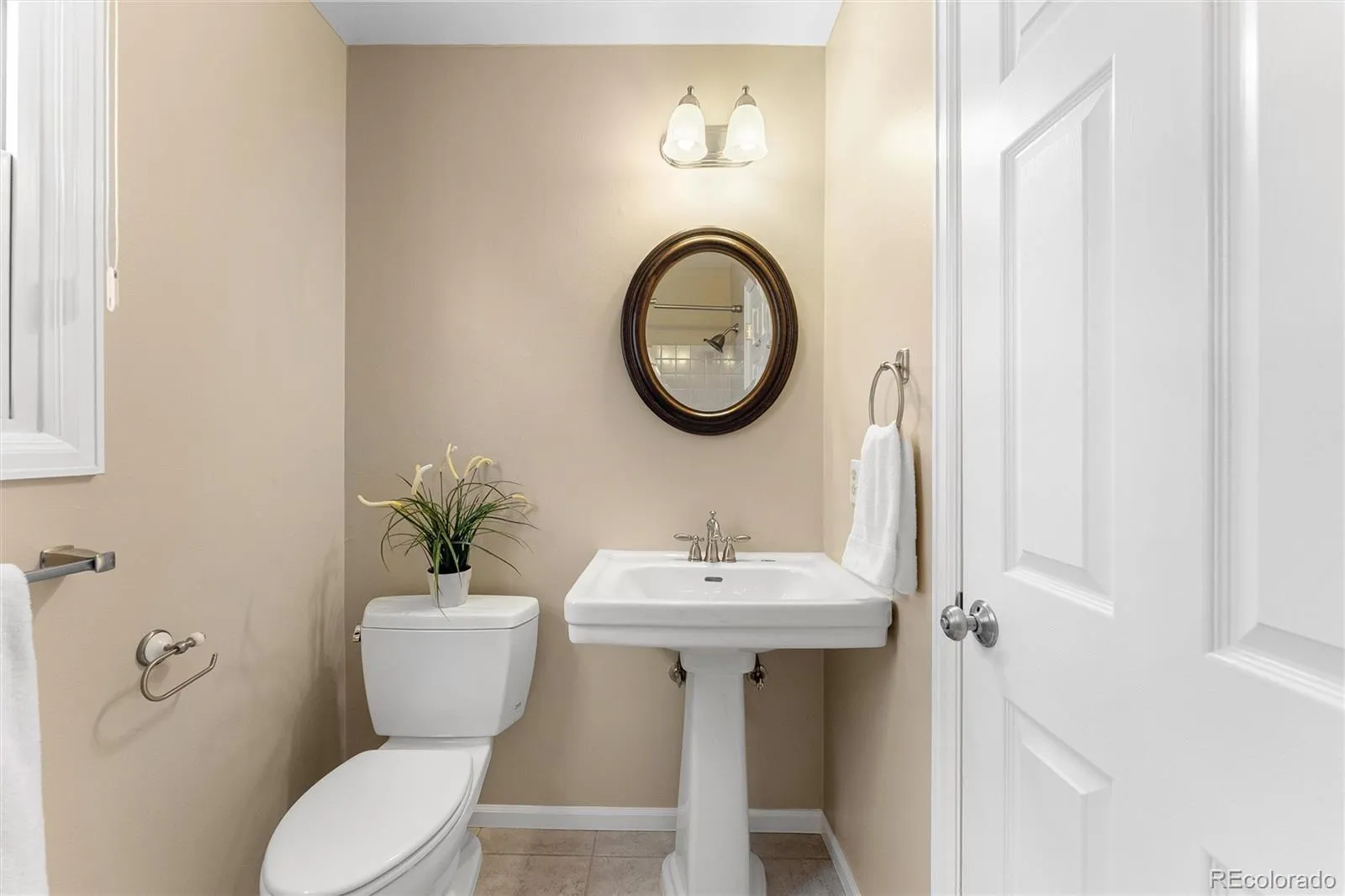 04162026173709 1600 26