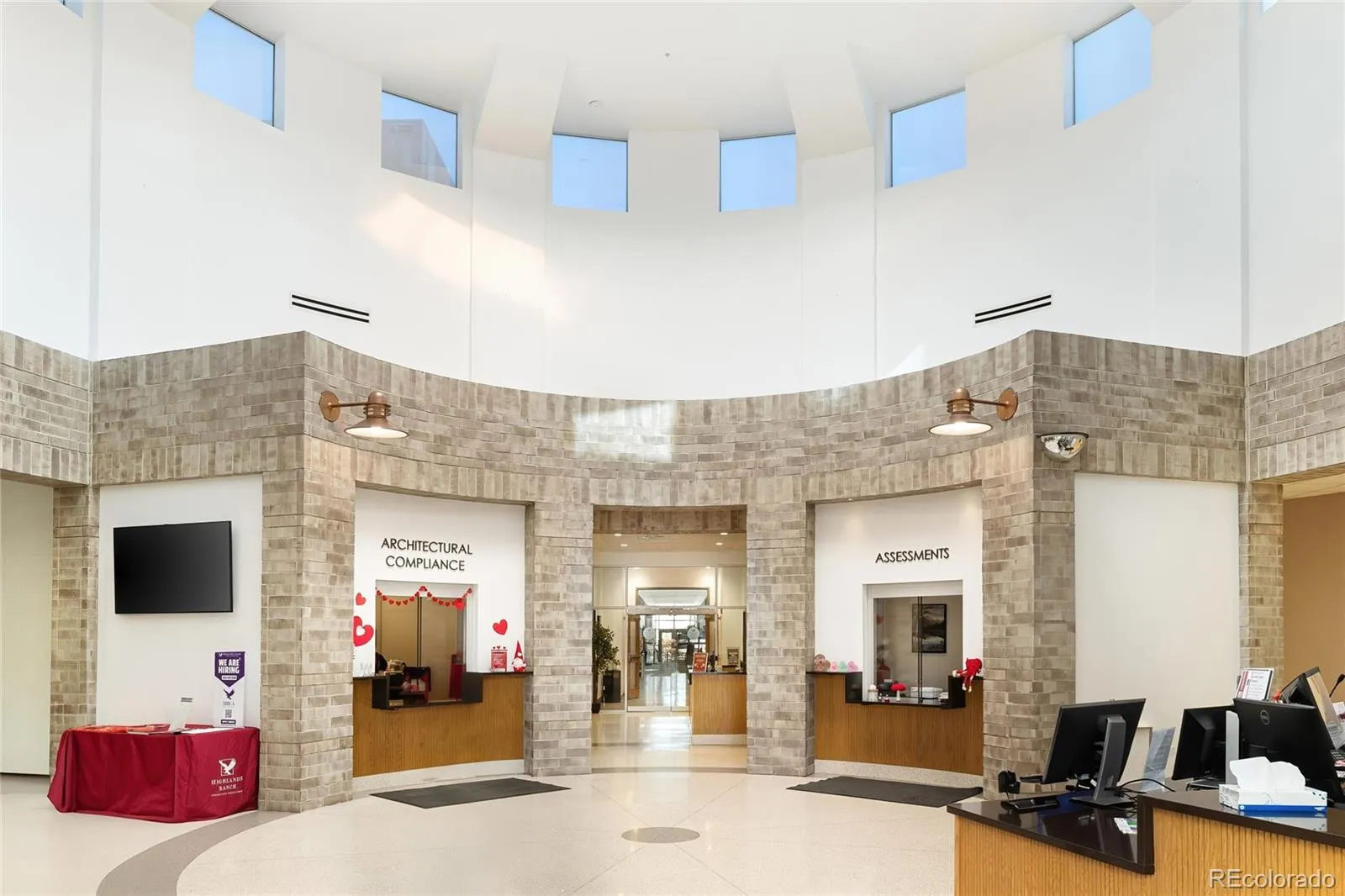 04162026173709 1600 44