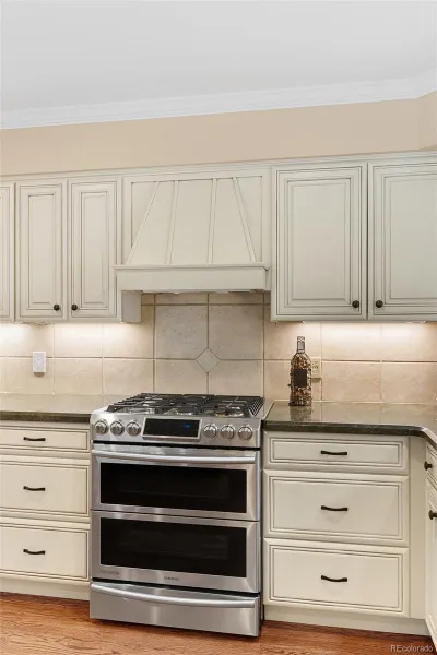 04162026173709 800 7