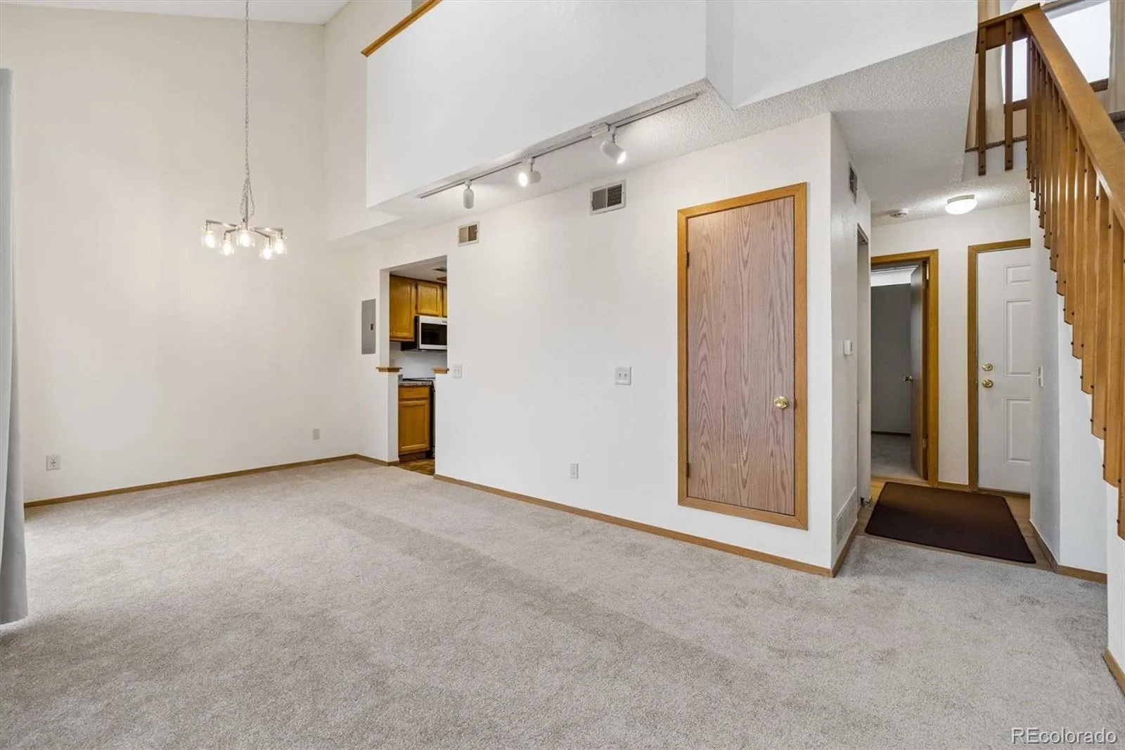 1311 S Cathay Court #204 Aurora CO 80017 | MLS #REC9487543 09252026174453 1600 5
