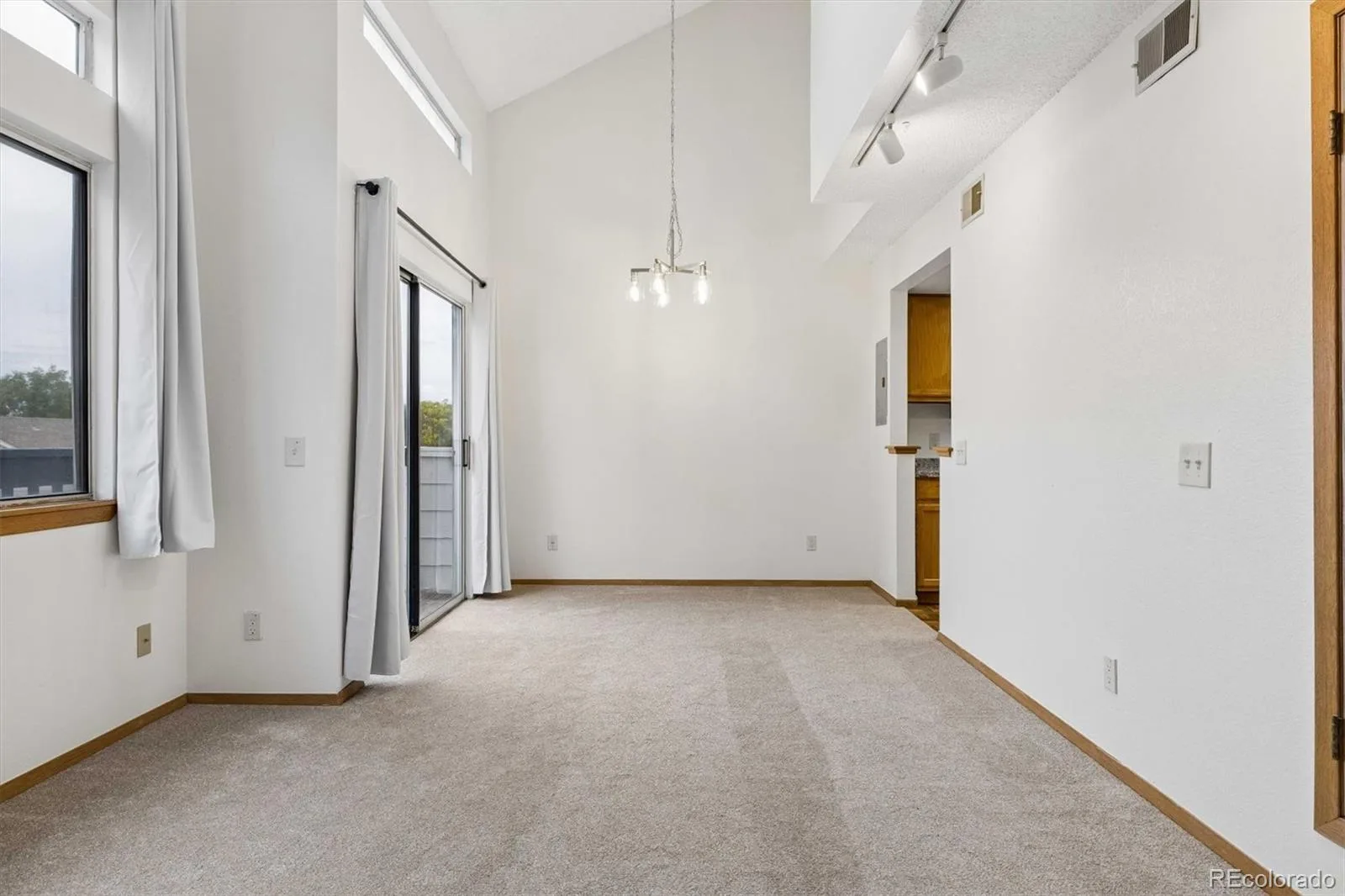 1311 S Cathay Court #204 Aurora CO 80017 | MLS #REC9487543 09252026174453 1600 6