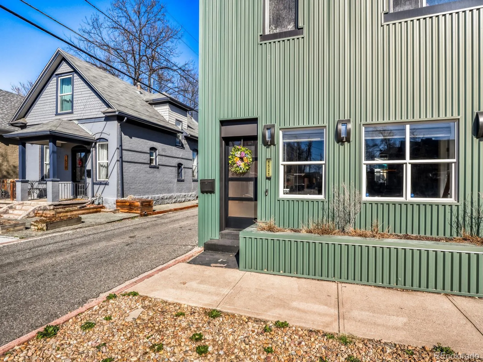 04032026221332 1600 1