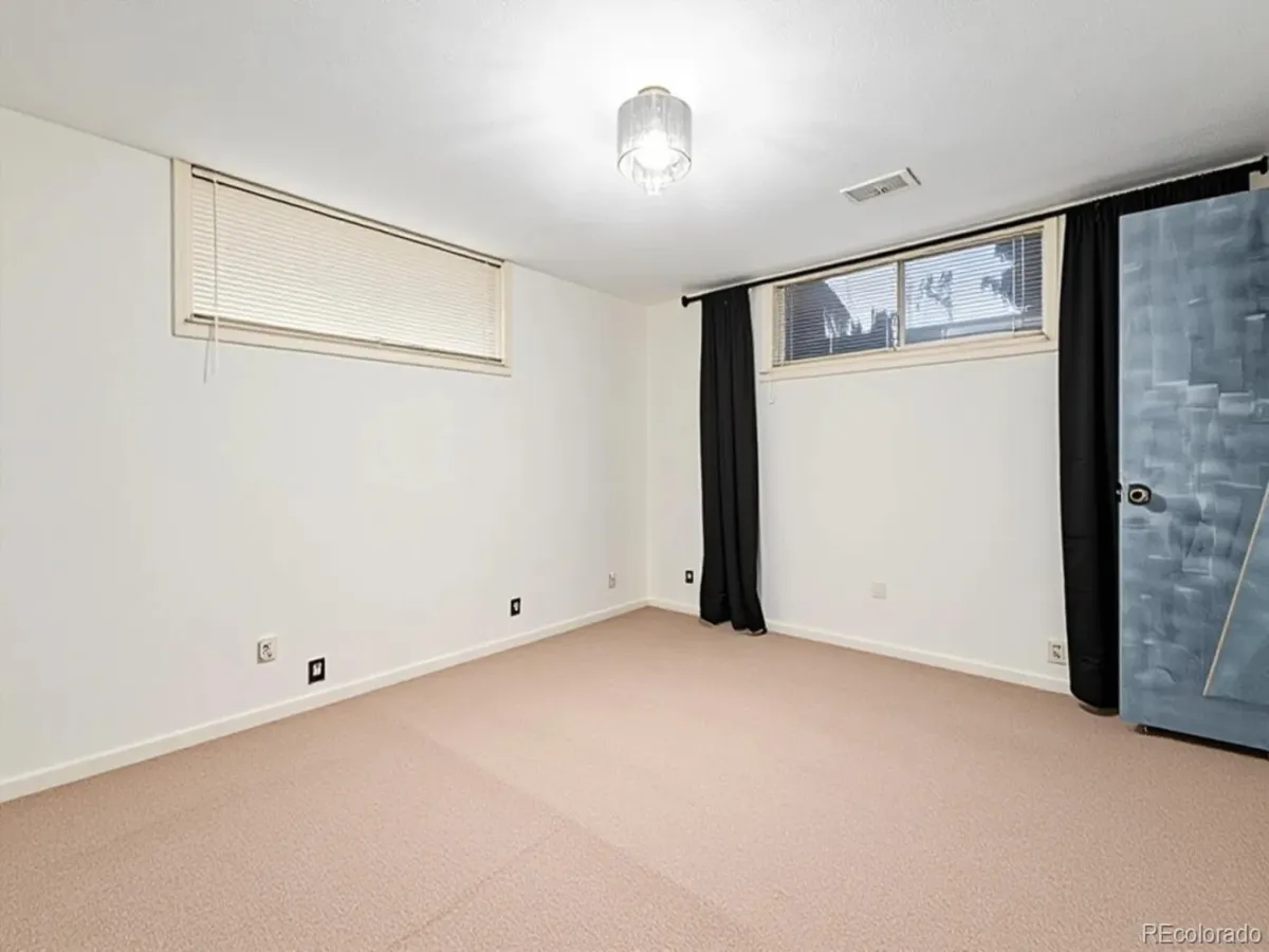 7125 S Depew Street Littleton CO 80128 MLS #REC9488667 04282026223531 1200 20