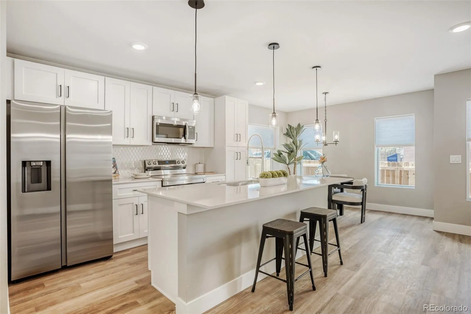 04092026214954 1600 8