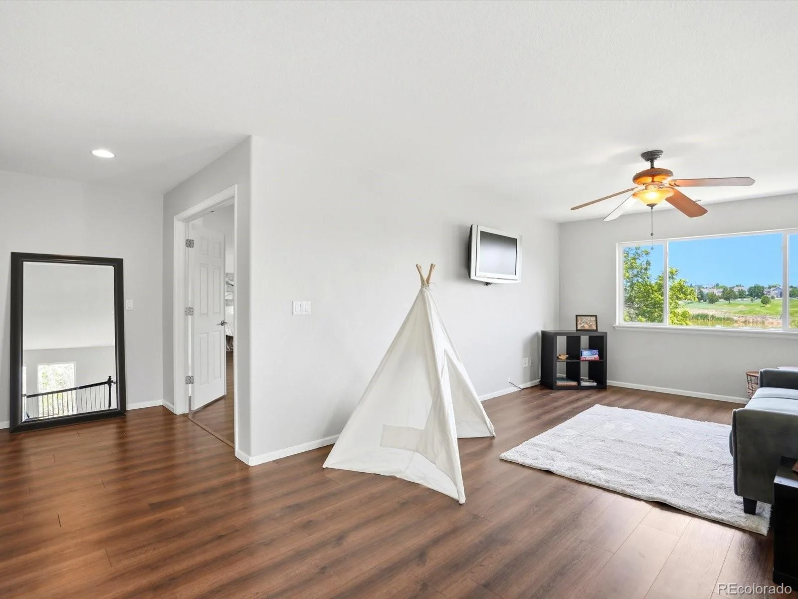 4603 Castle Circle Broomfield CO 80023 MLS #REC9490094 06062026161900 1600 25