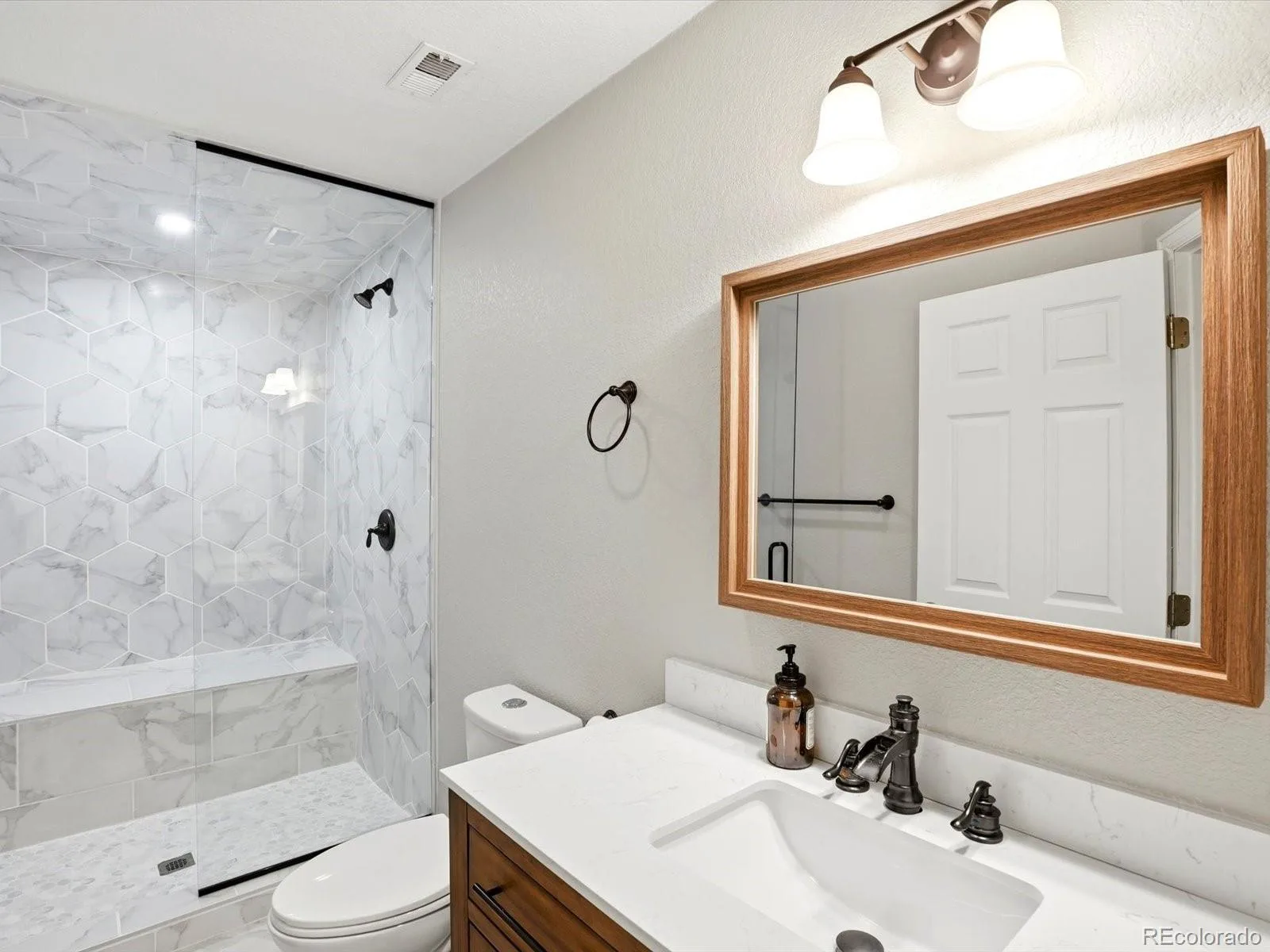 4603 Castle Circle Broomfield CO 80023 MLS #REC9490094 06062026161900 1600 32