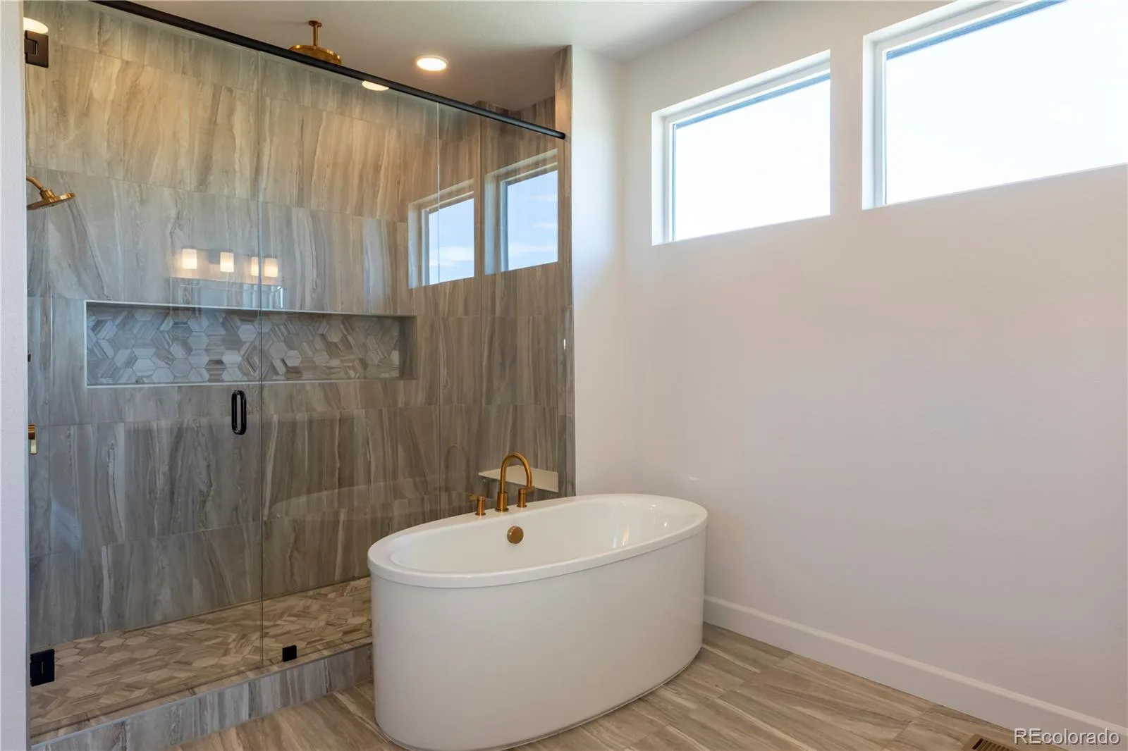 8611 Carneros Court Parker CO 80138 | MLS #REC9491159 08192026221456 1600 22
